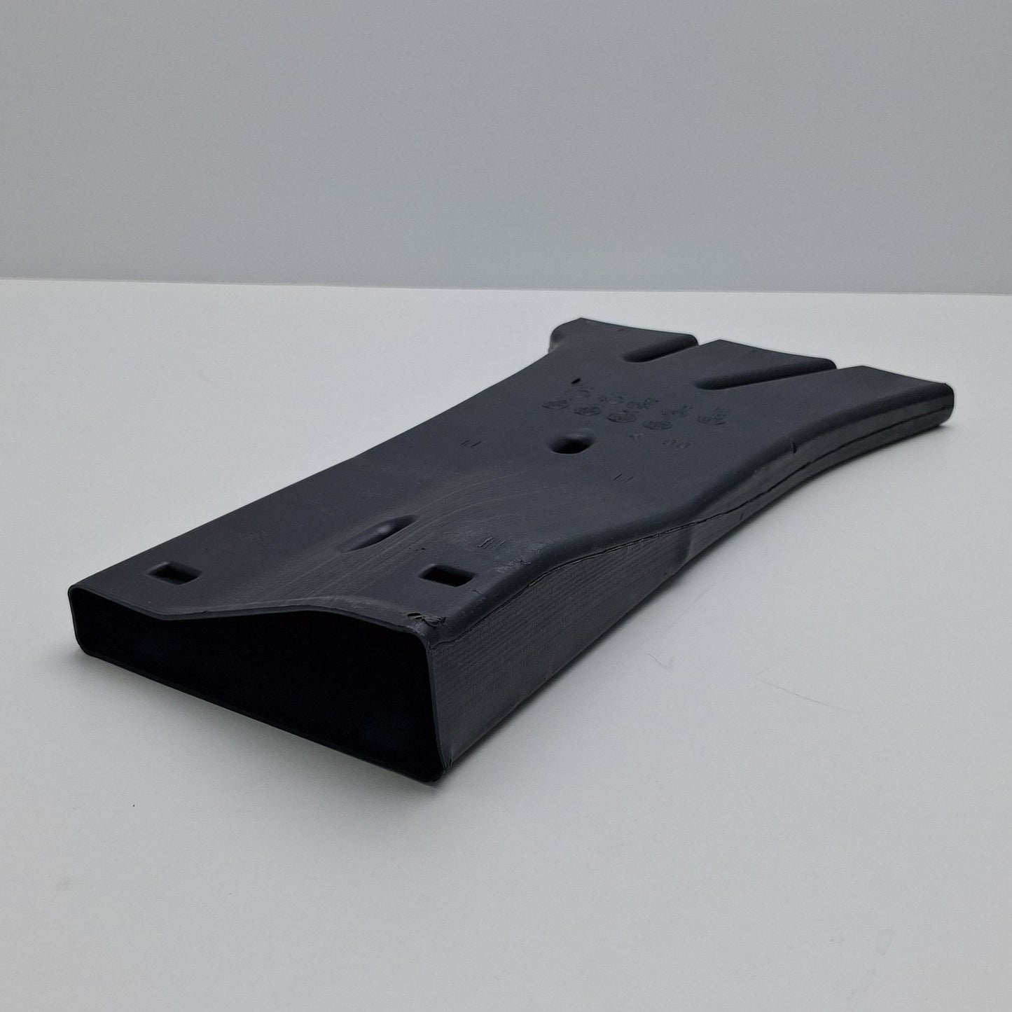 2007-2018 Lexus ES350 Rear RH Air Duct Guide 8721533010