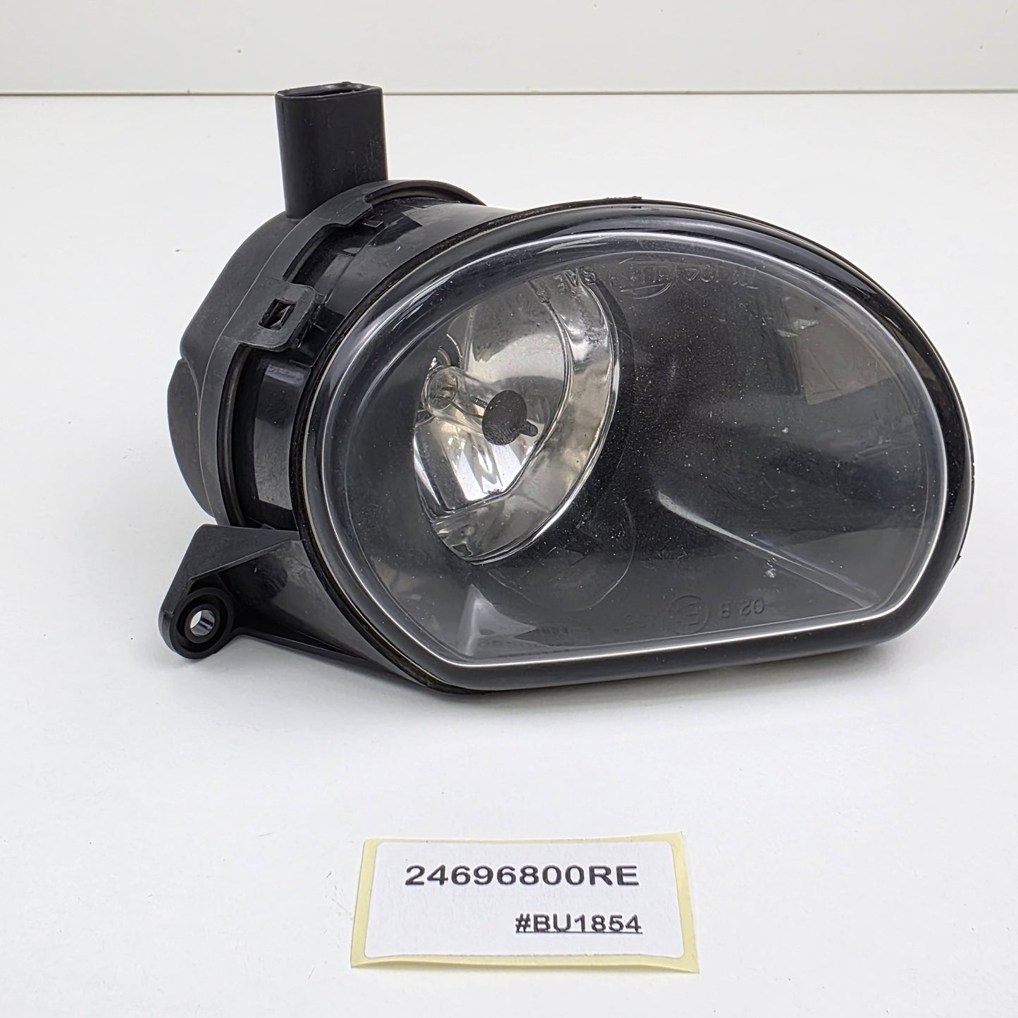 2007-2009 Audi A3 Sportback Front Right Fog Light 24696800RE