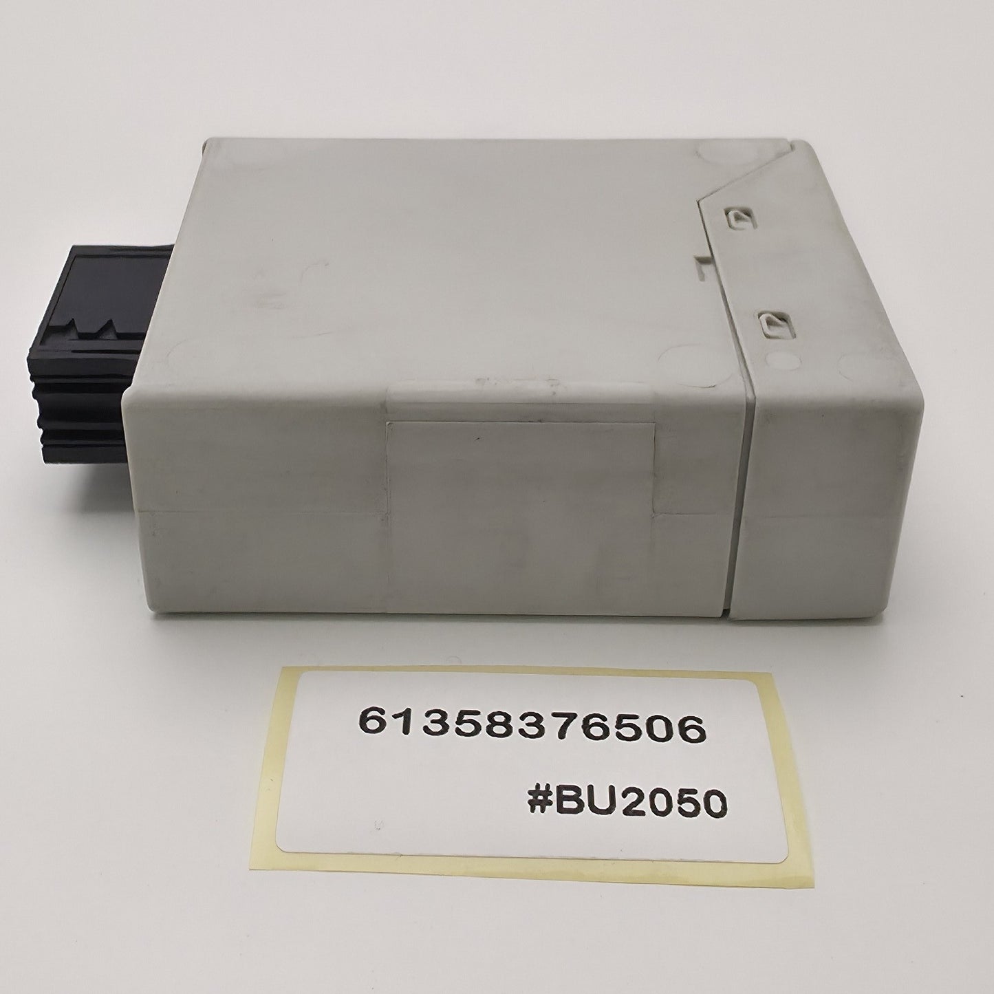 1999-2004 BMW 3 Series E46 Module Outside Mirror Fold-In Function 61358376506