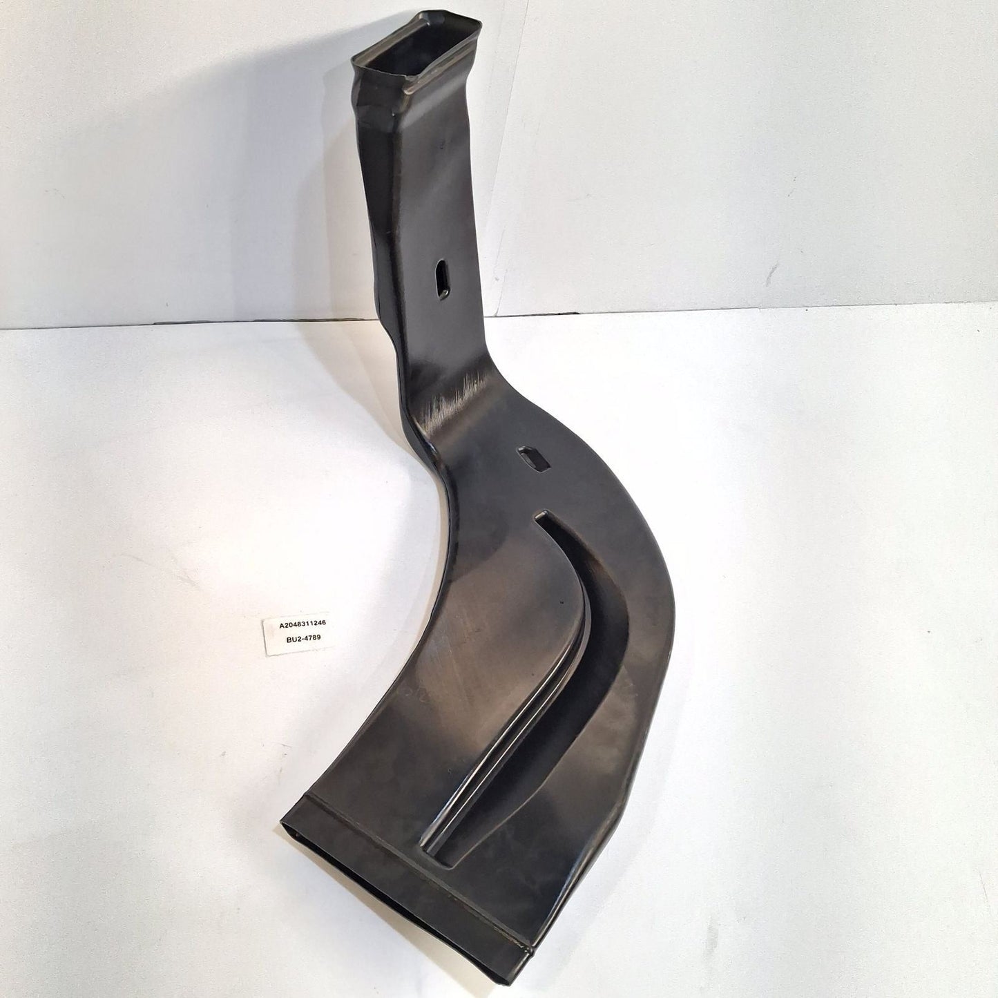 2009-2015 Mercedes-Benz GLK Dashboard Air Duct Right A2048311246