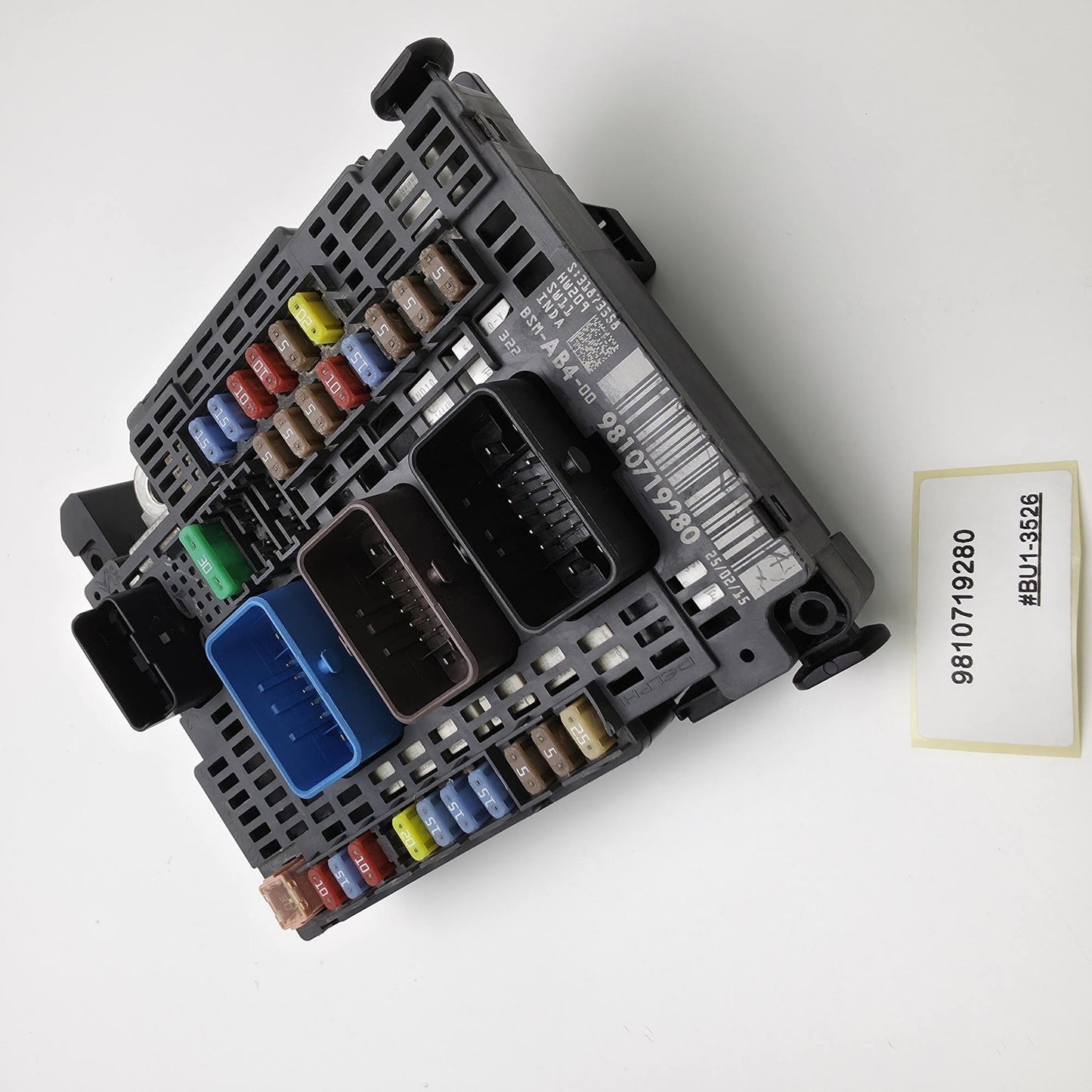 2011-2015 Peugeot 508 Fuse Box Central Control Unit BSM AB4 9810719280