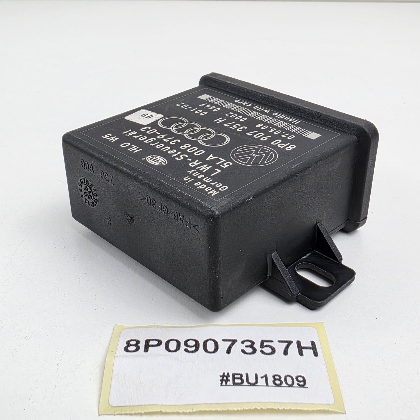 2005-2016 Audi TT HEADLIGHT RANGE CONTROL UNIT MODULE 8P0907357H