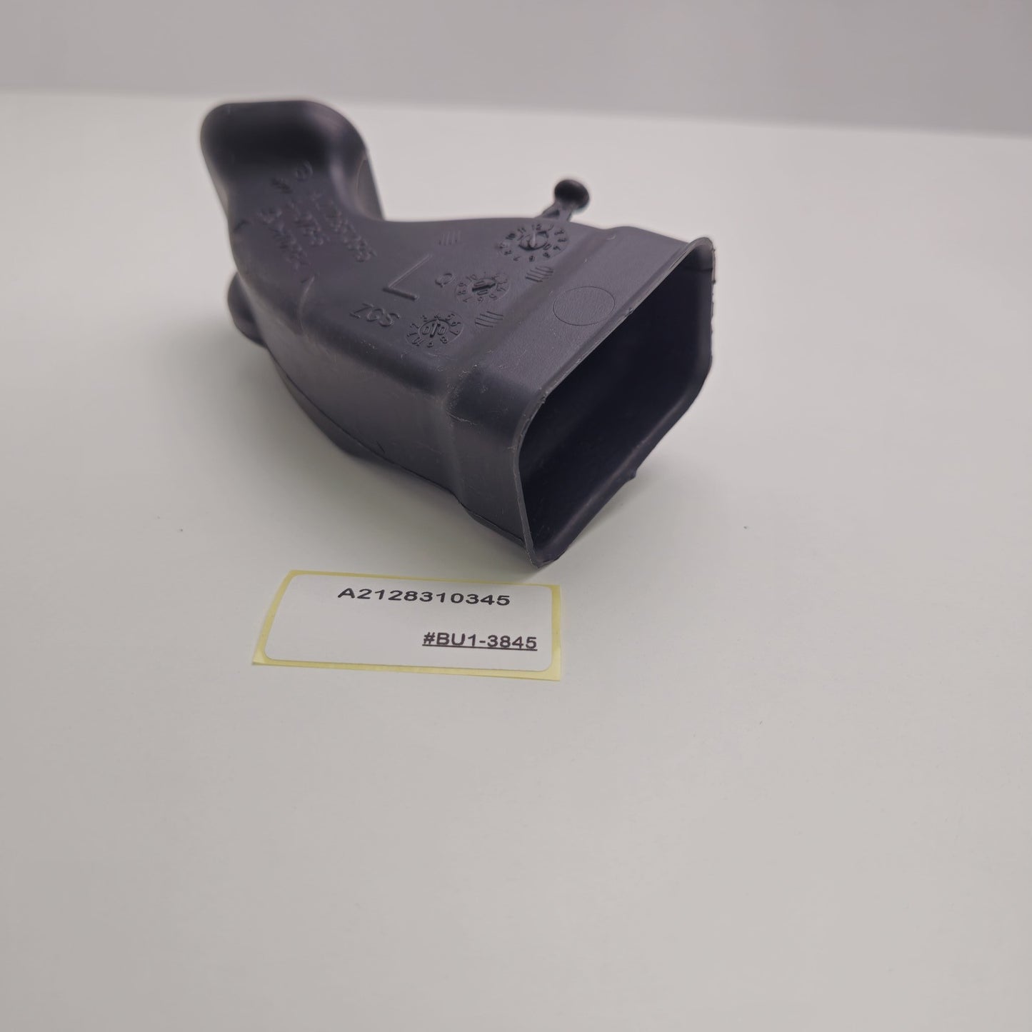 2015-2017 Mercedes-Benz S550e Dashboard Left Air Vent Duct A2128310345