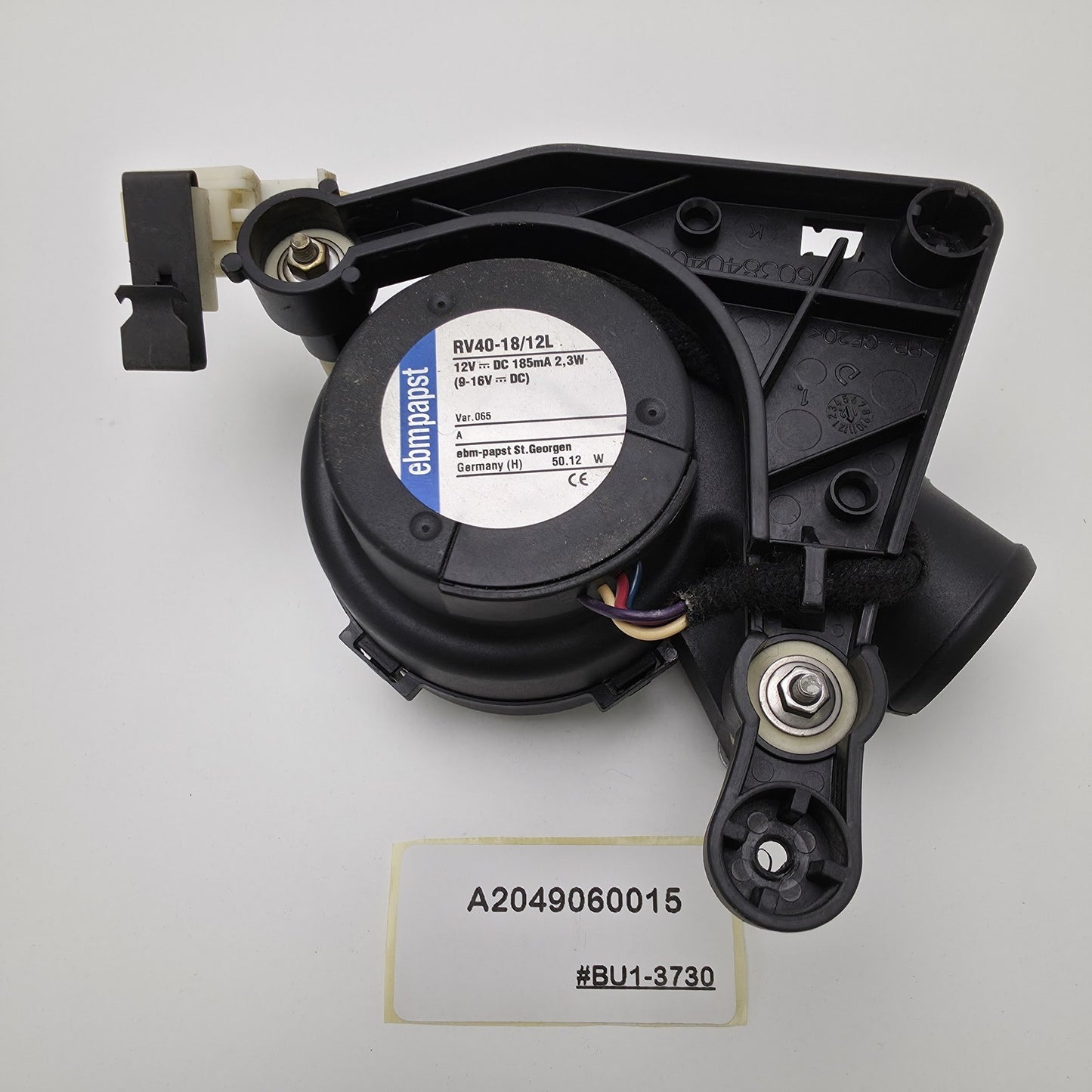 2010-2014 Mercedes-Benz W204 Cooling Fan Blower Motor Module A2049060015