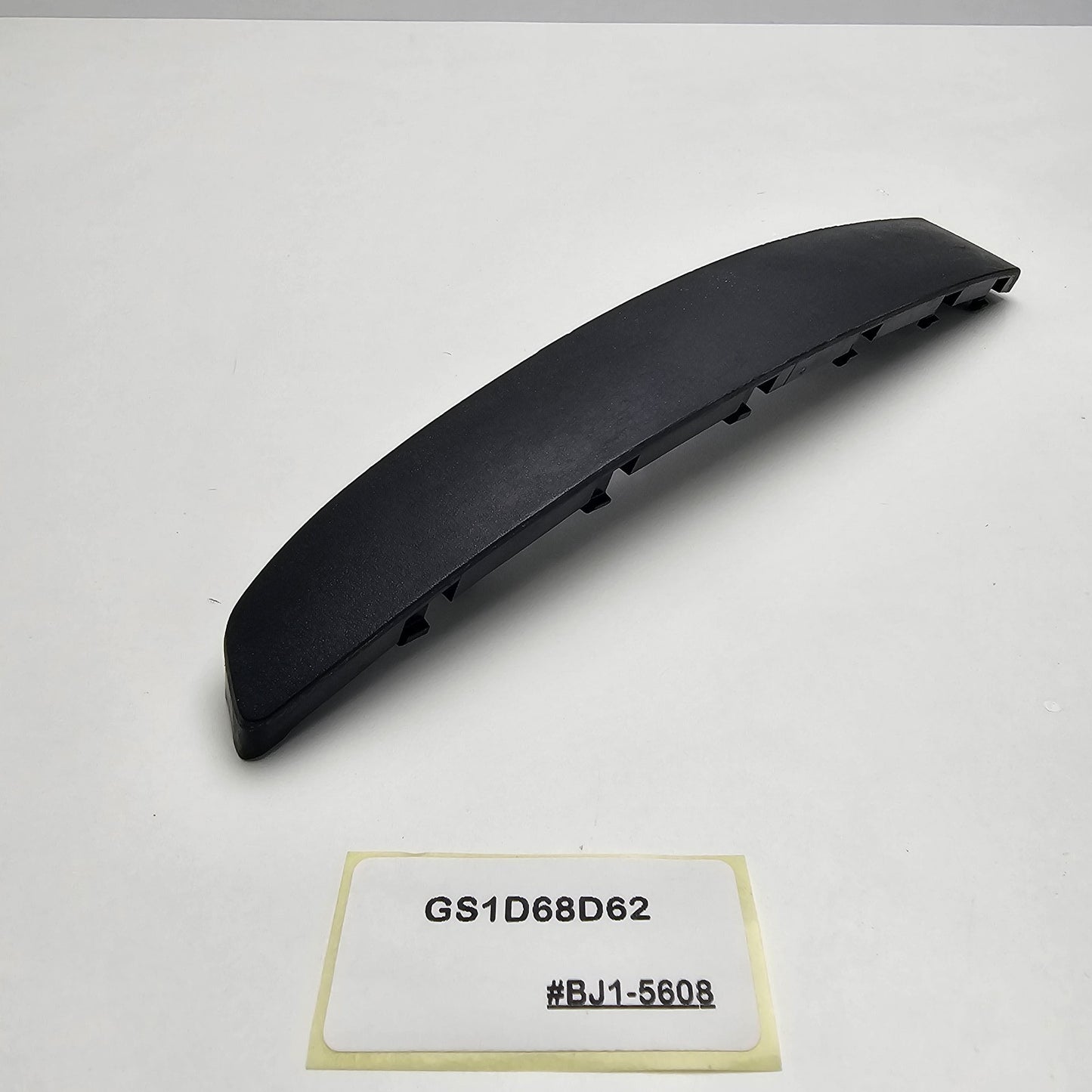 2008-2013 Mazda 6 Cover Right Front GS1D68D62