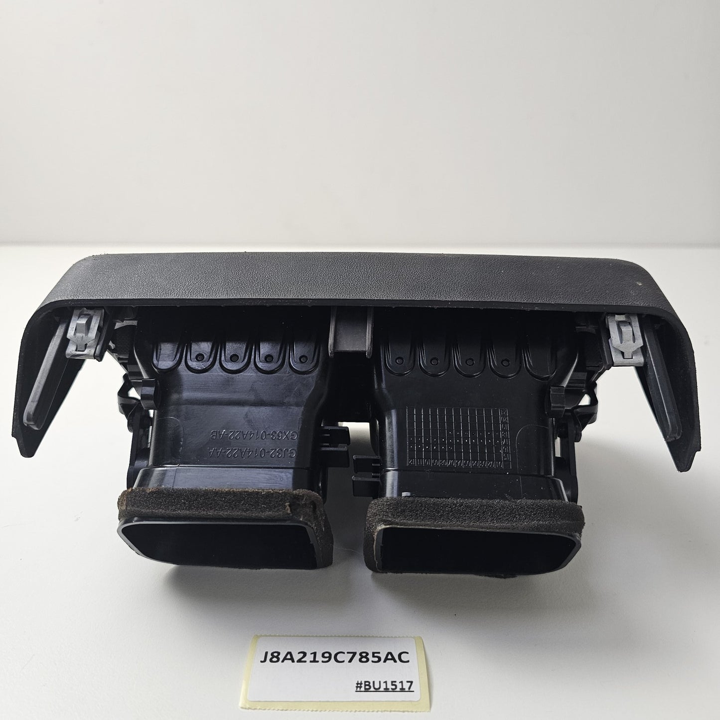 2018-2023 Range Rover Velar Rear Center Console Air Vent Trim J8A219C785AC
