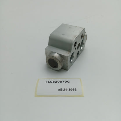 2008 Porsche Cayenne A/C EXPANSION VALVE 7L0820679C