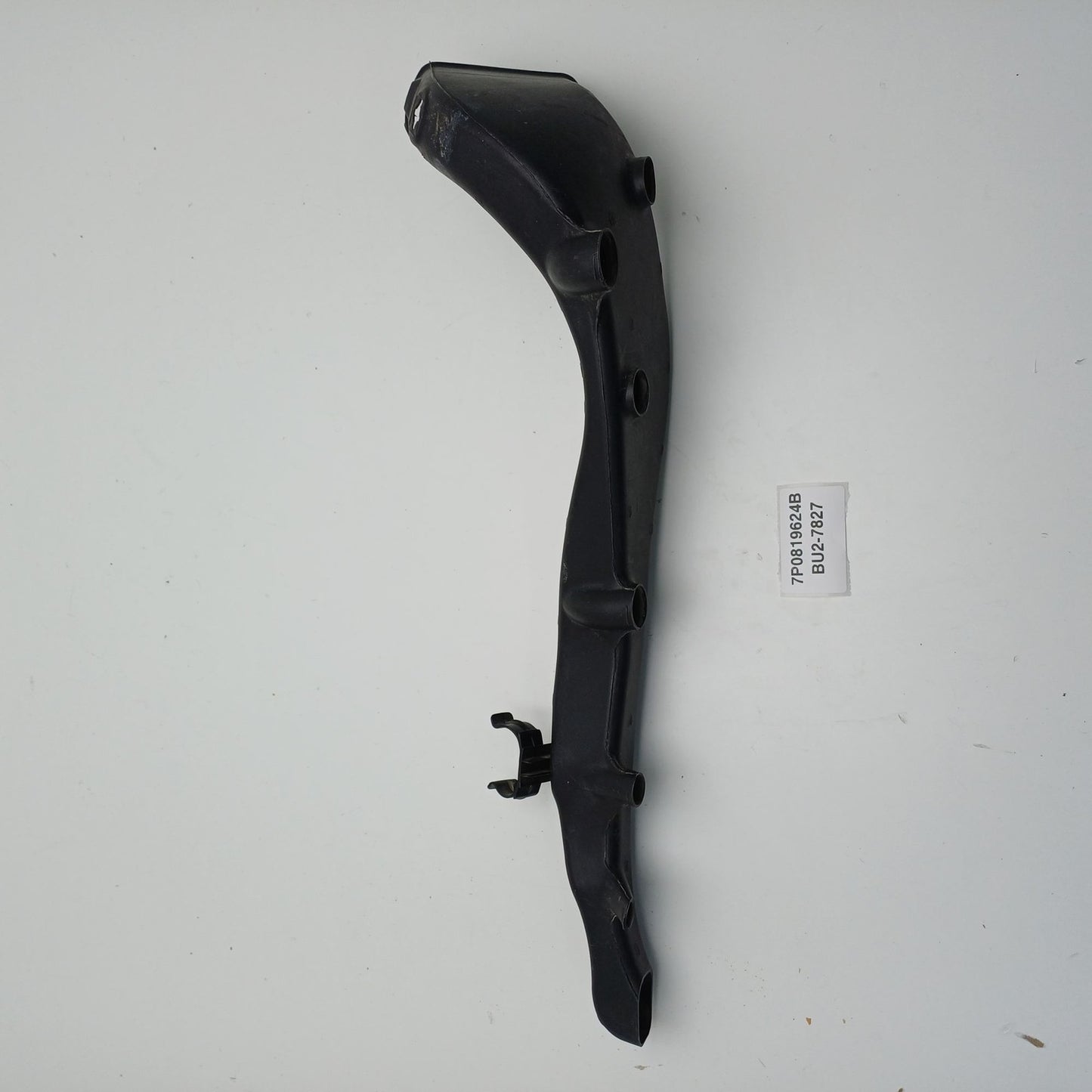 2011-2017 Volkswagen Touareg Instrument Panel Air Duct 7P0819624B