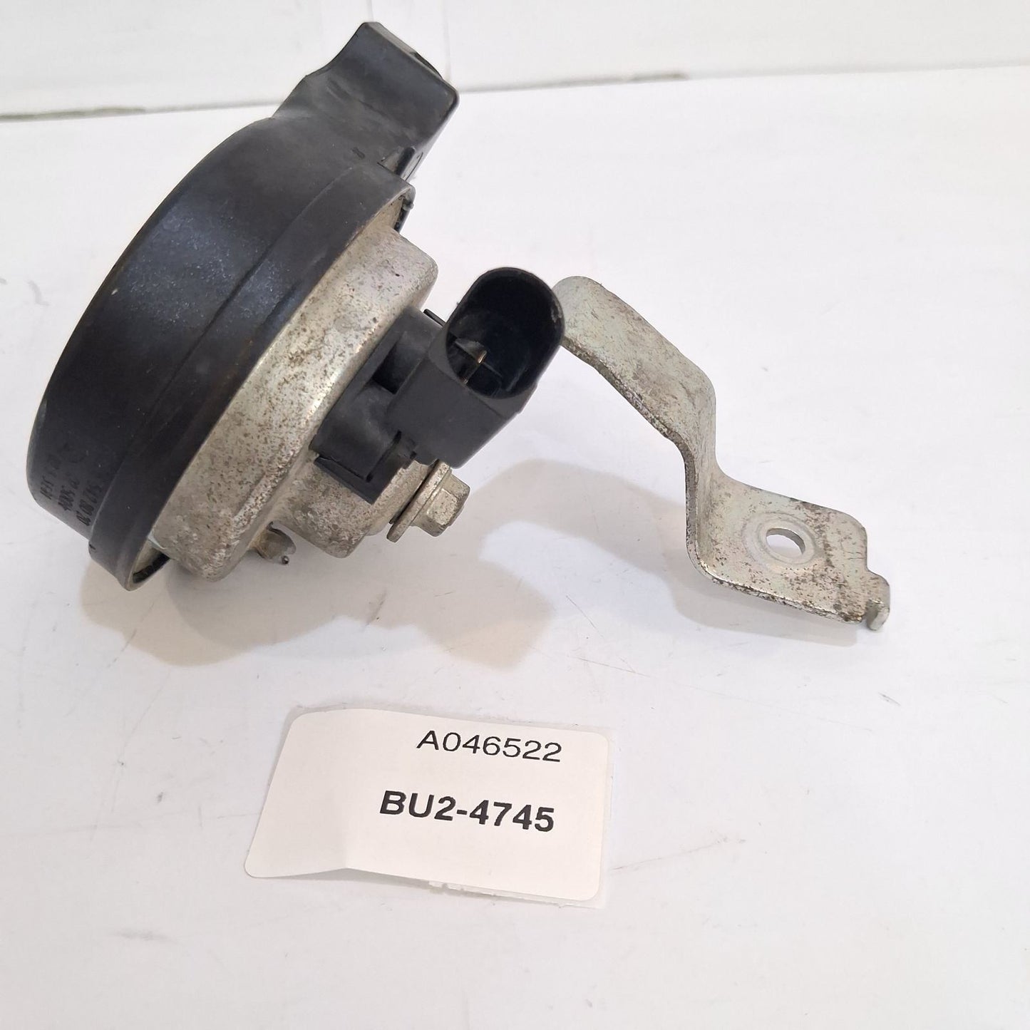 2019 Ford Mondeo Low Tone Pitch Horn A046522