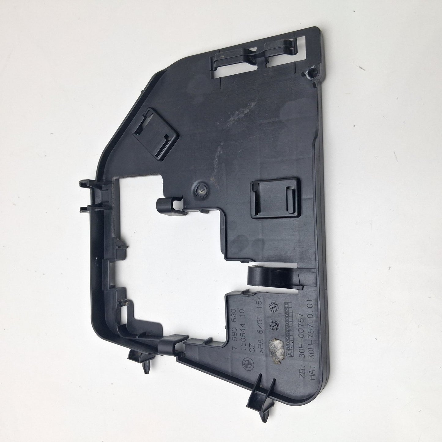 2011-2015 BMW 650i Integrated Power Supply Carrier Plate 7590620