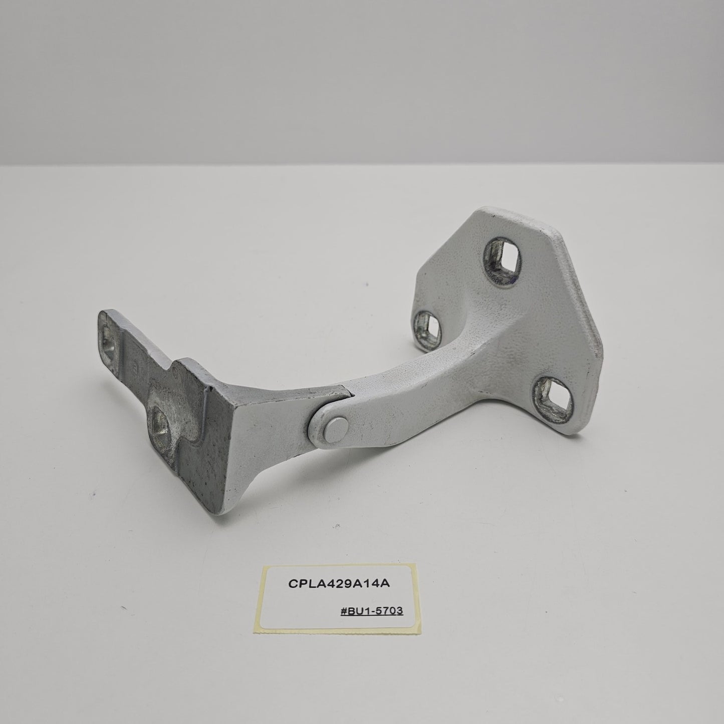 2013-2022 Land Rover Range Rover L405 Lower Tailgate Hinge Right CPLA429A14A