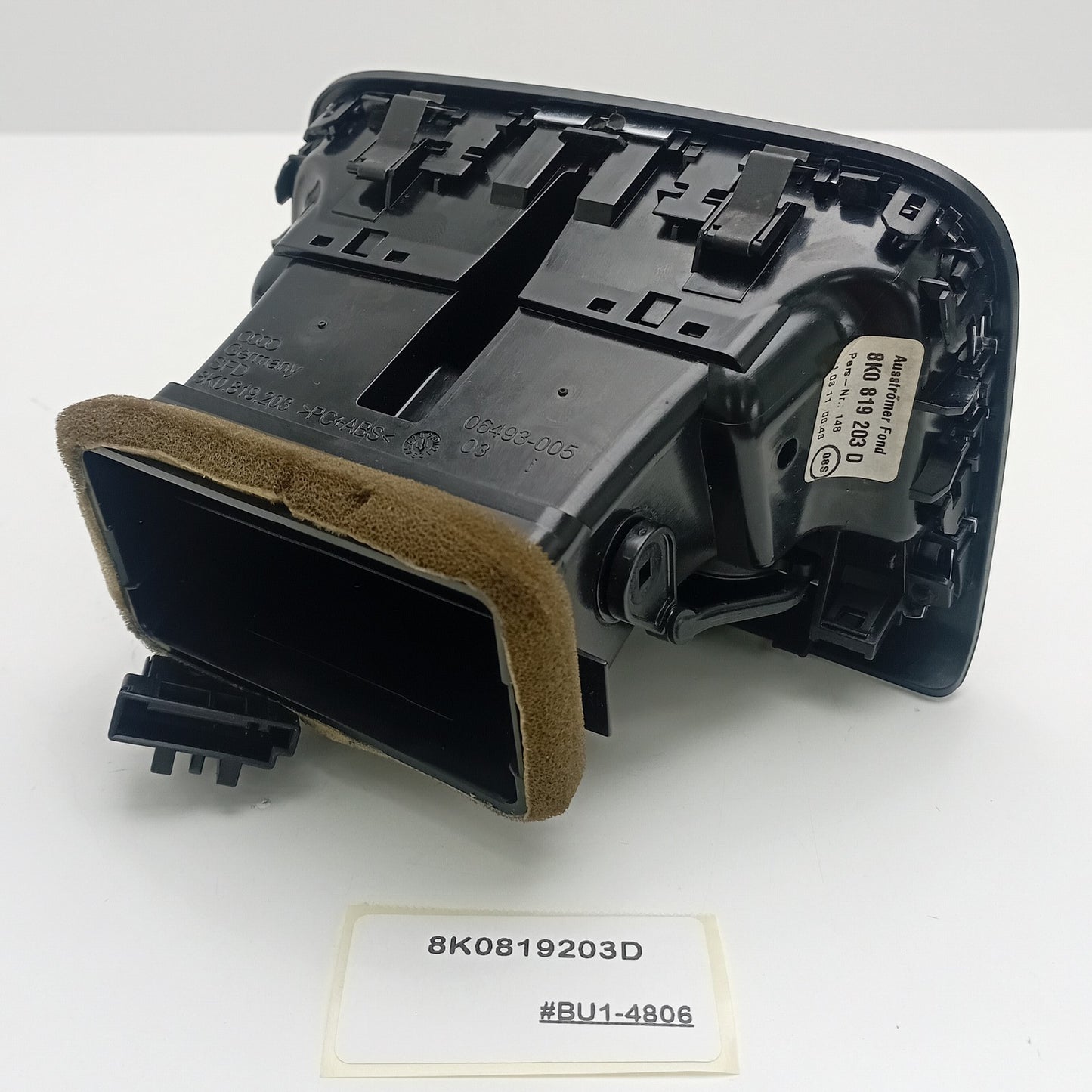 2007-2015 Audi A4 Allroad Rear Centre Vents For Rear Climate 8K0819203D