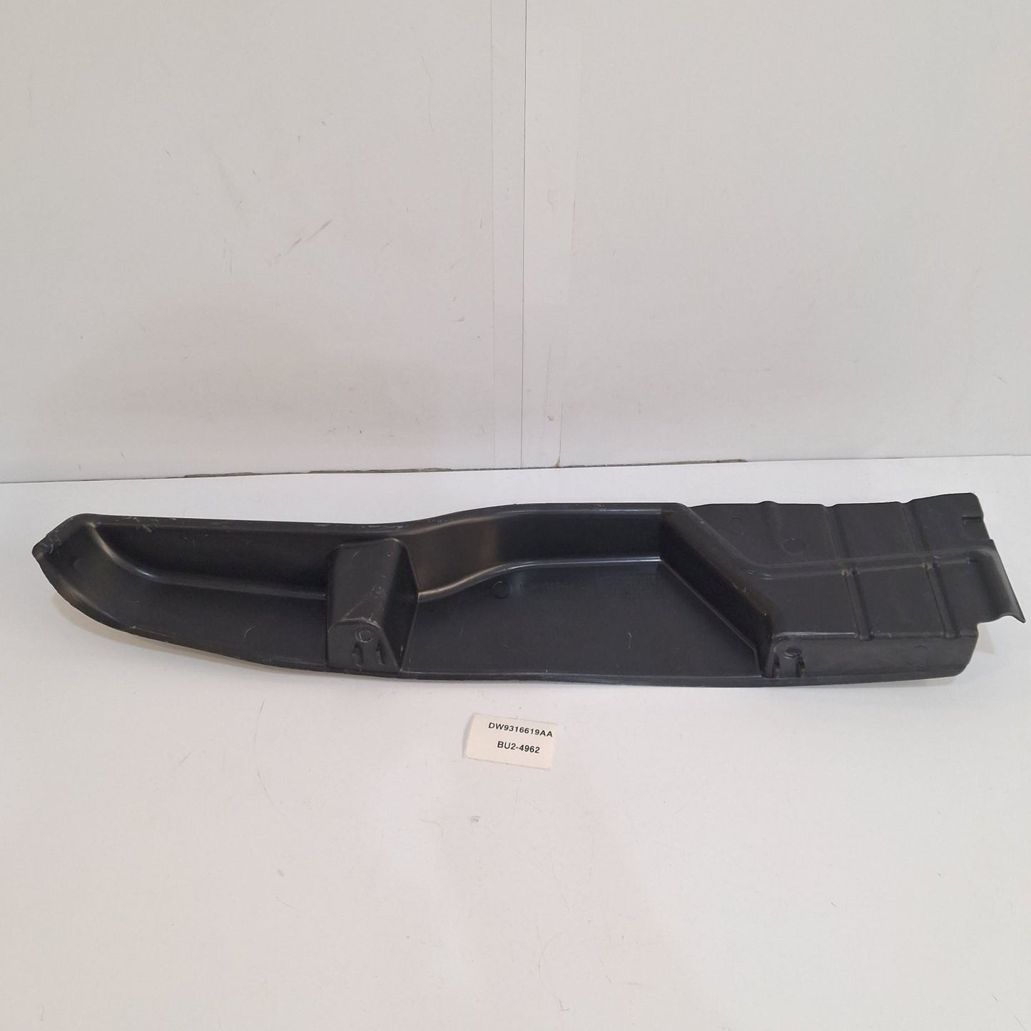 2010-2015 Jaguar XJ Rear Left Trunk Cover Trim Panel DW9316619AA