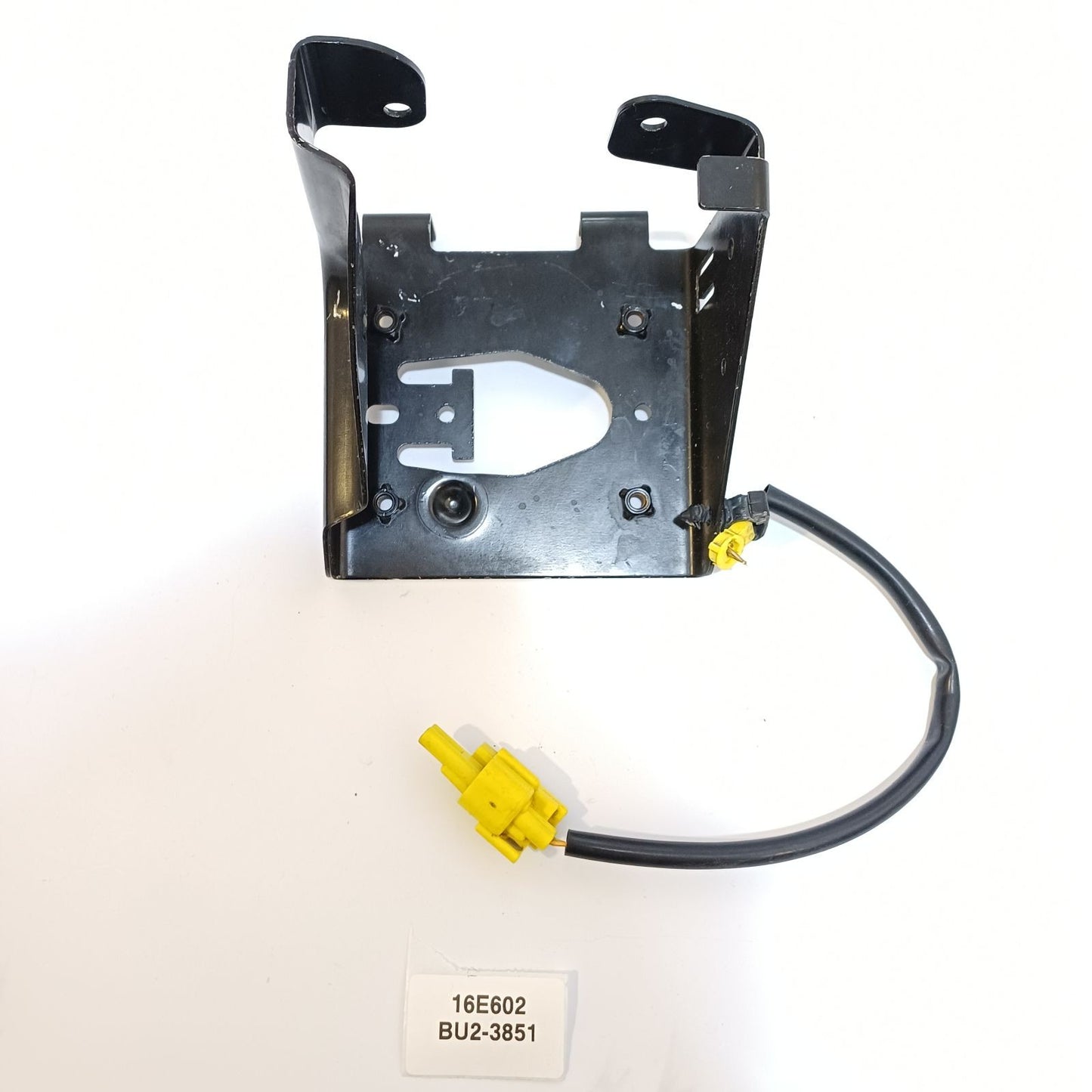2010-2015 Jaguar XJ Right Hood Bracket Mount AW93-16E602-AB 16E602