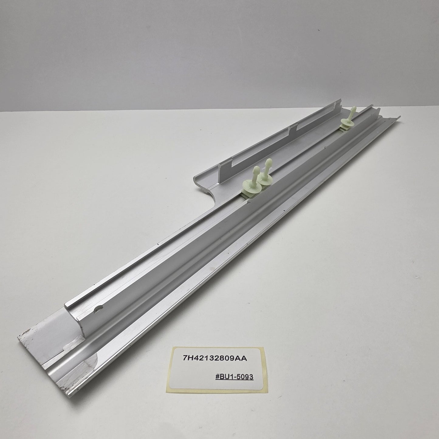 2002-2013 Land Rover Range Rover Door Sill Scuff Plate Trim 7H42132809AA