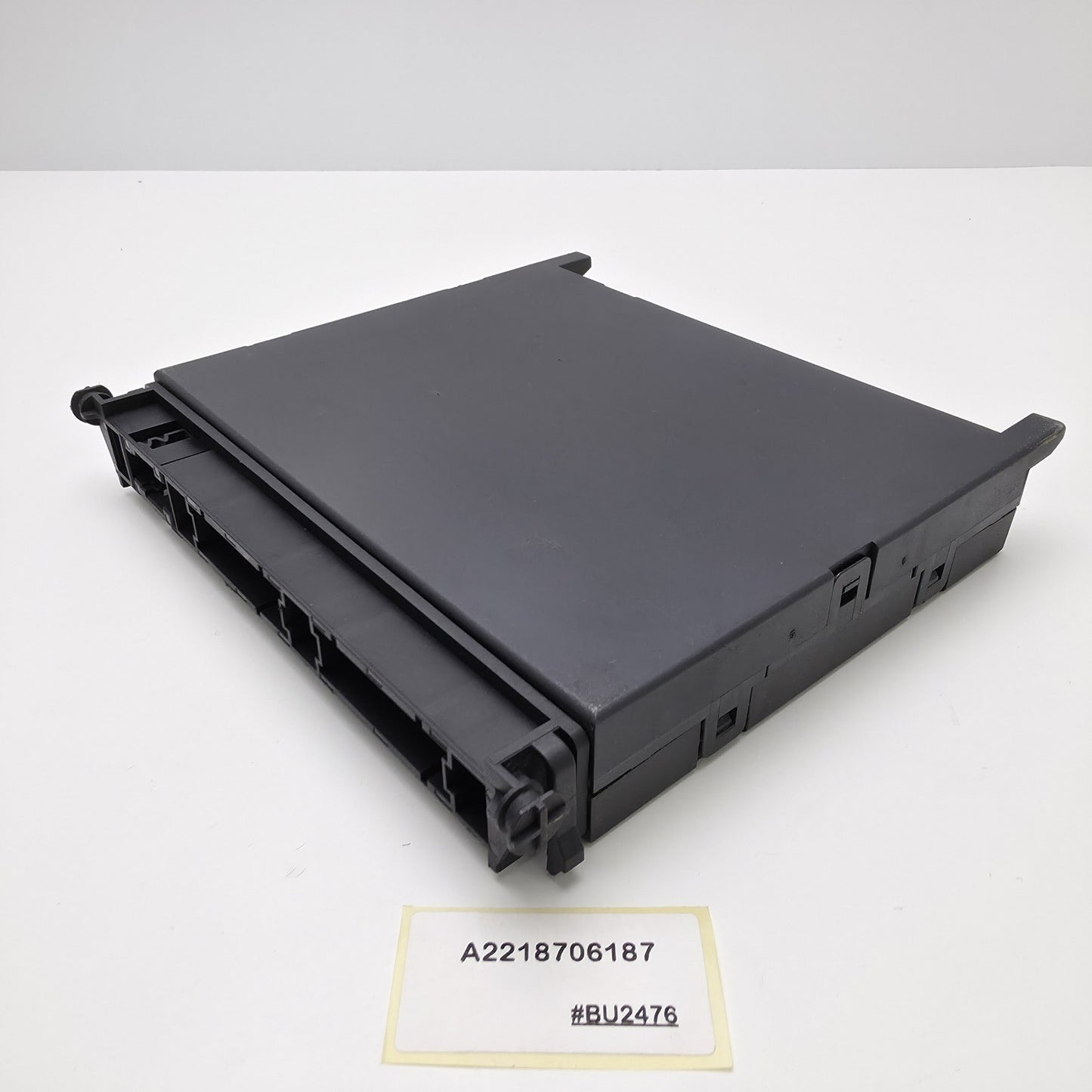 2005-2014 Mercedes-Benz S-class W221 Rear Seat Control Module A2218706187
