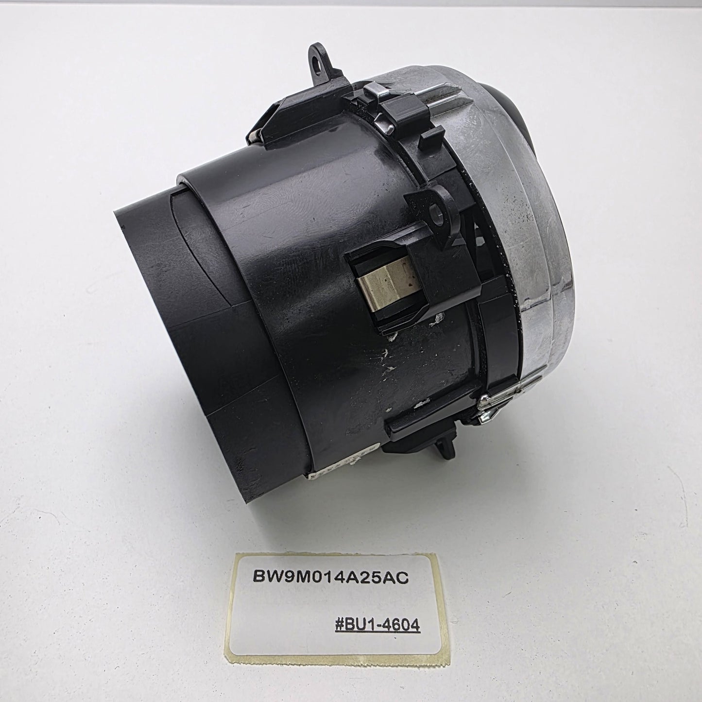 2010-2019 Jaguar XJ Rear Left Driver Side Console Air Vent BW9M014A25AC