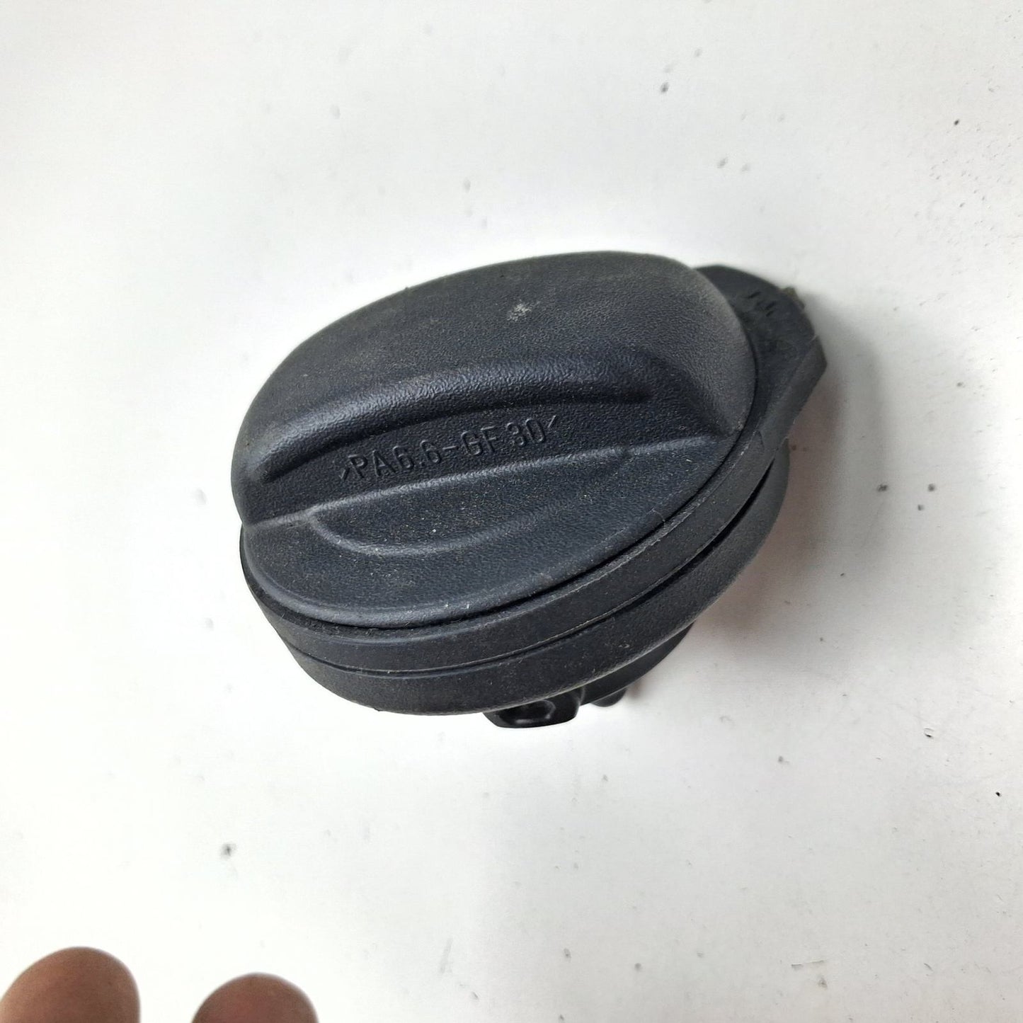 2002-2009 Audi A4 Fuel Tank Cap 3C0201553E Used