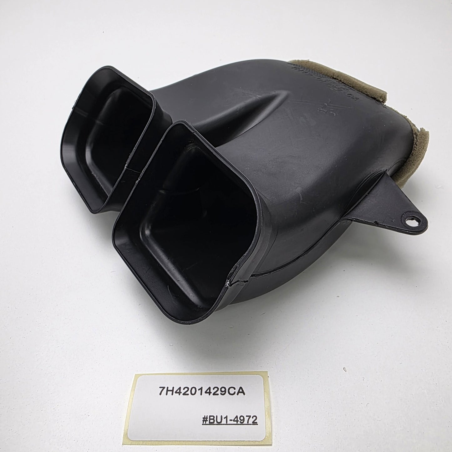 2001-2012 Land Rover Range Rover L322 Air intake duct 7H4201429CA