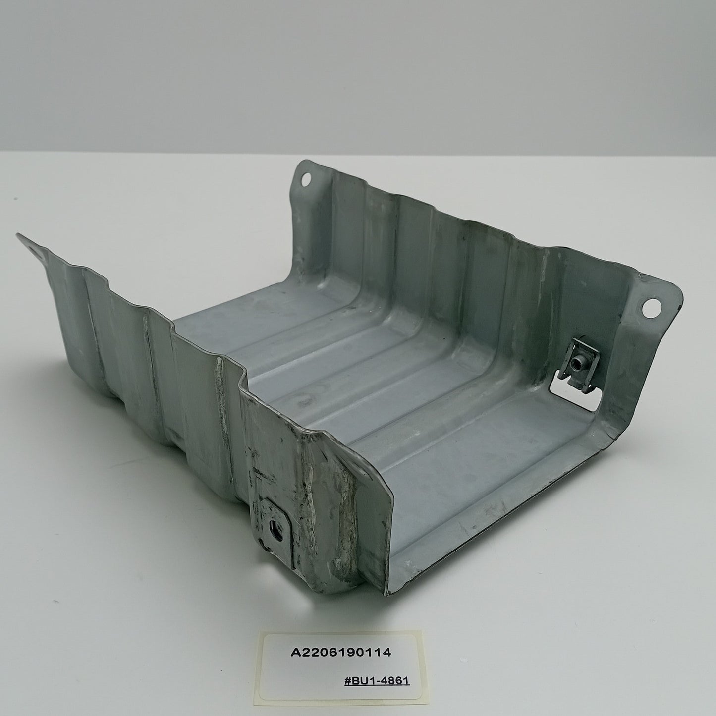 1998-2006 Mercedes-Benz S-Class W220 Center Console Bracket A2206190114