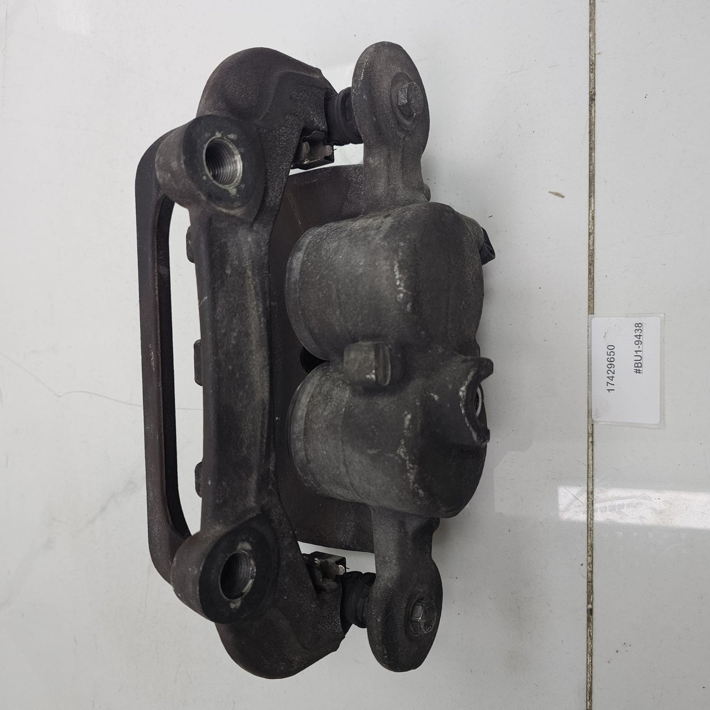 2014 Land Rover Range Rover Sport Front Right Brake Caliper 17429650