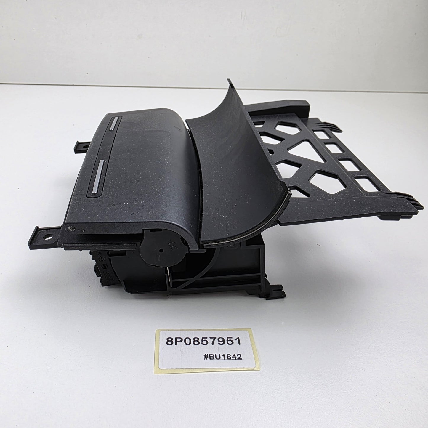 2003-2013 Audi A3 Sportback Front Console Ashtray 8P0857951