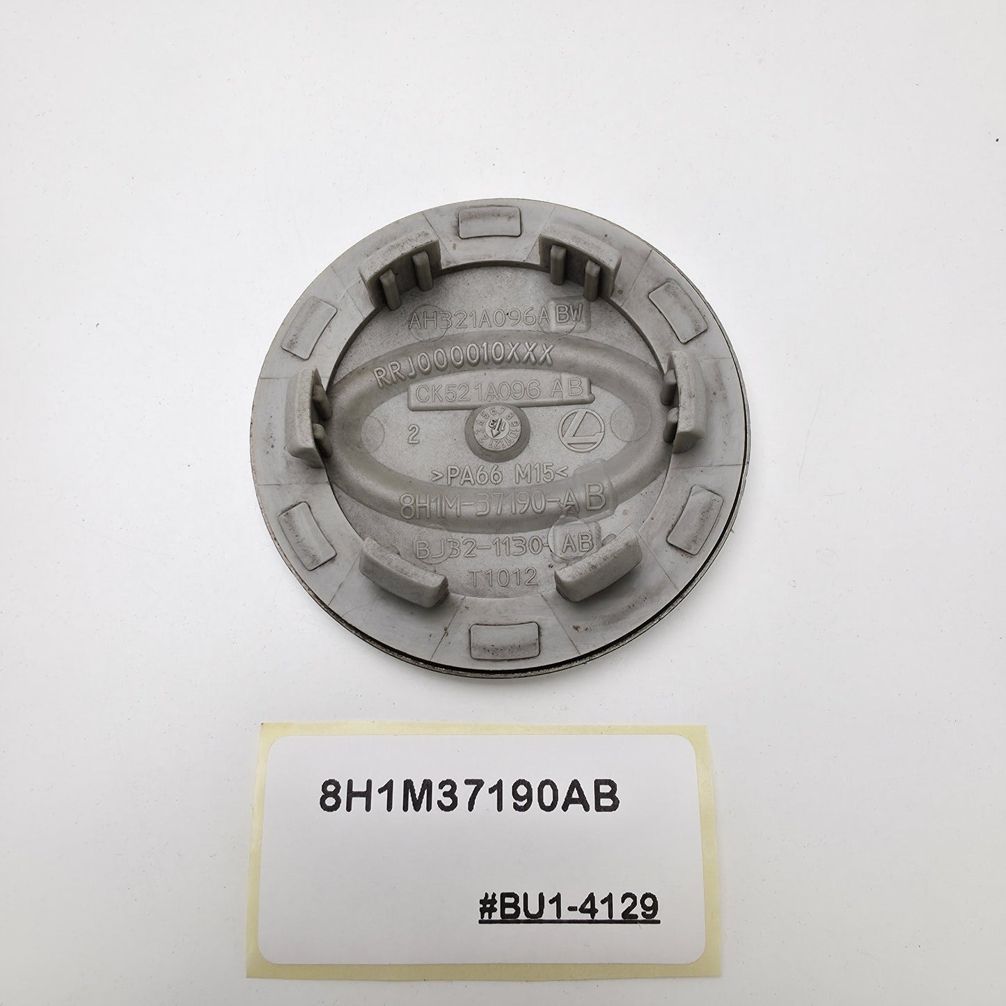 2006-2012 Land Rover Range Rover CENTER HUB CAP BLACK 8H1M37190AB