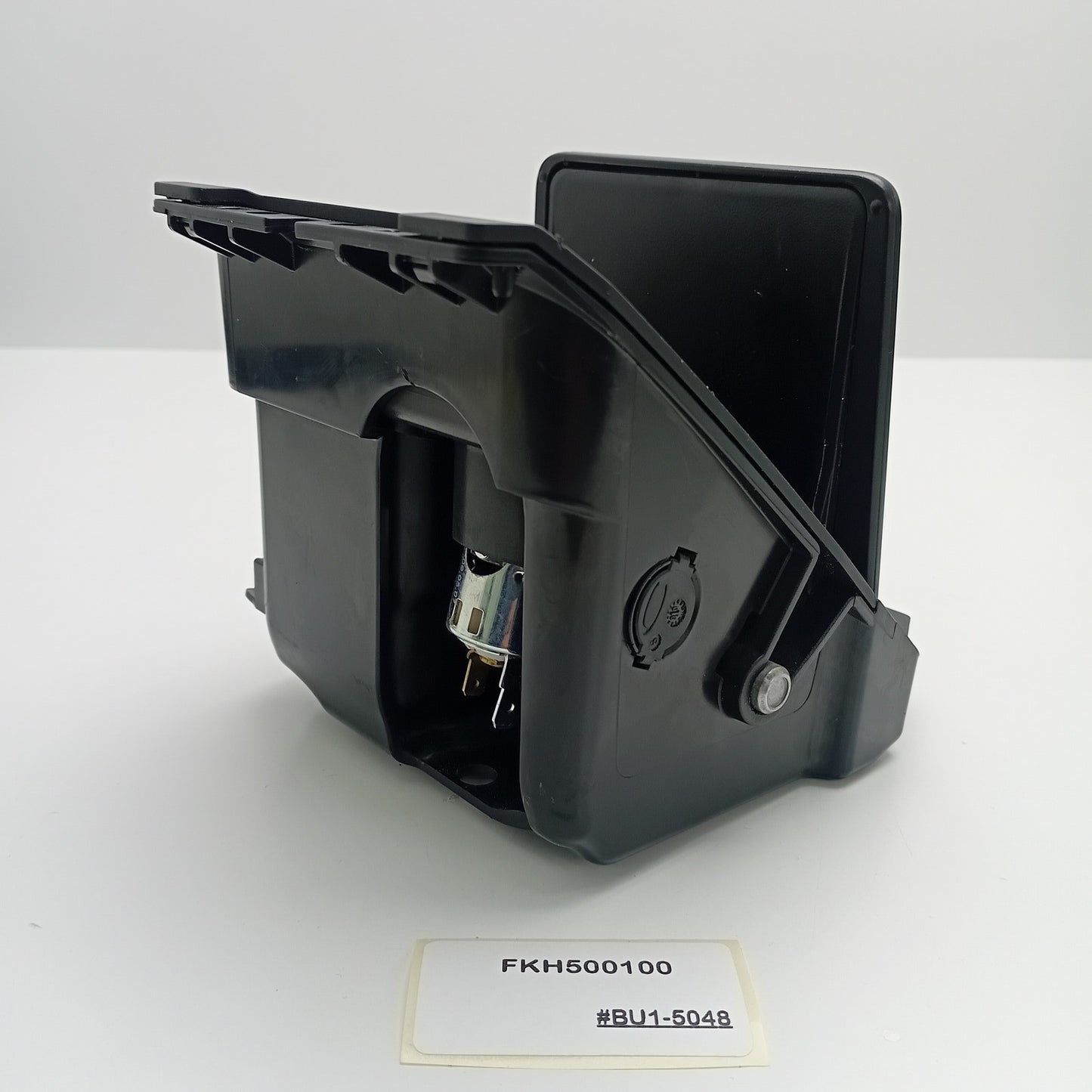2006-2011 Land Rover Range Rover L322 Center Console Ash Tray FKH500100
