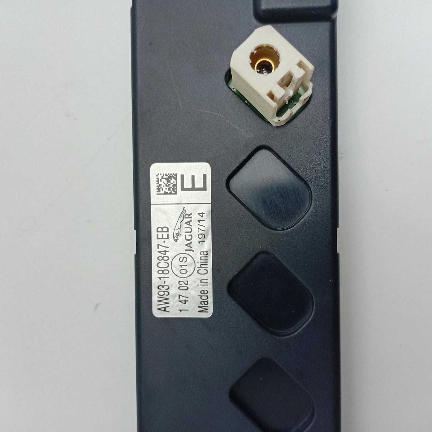 2010-2013 Jaguar XJ Antenna Amplifier AW9318C847EB