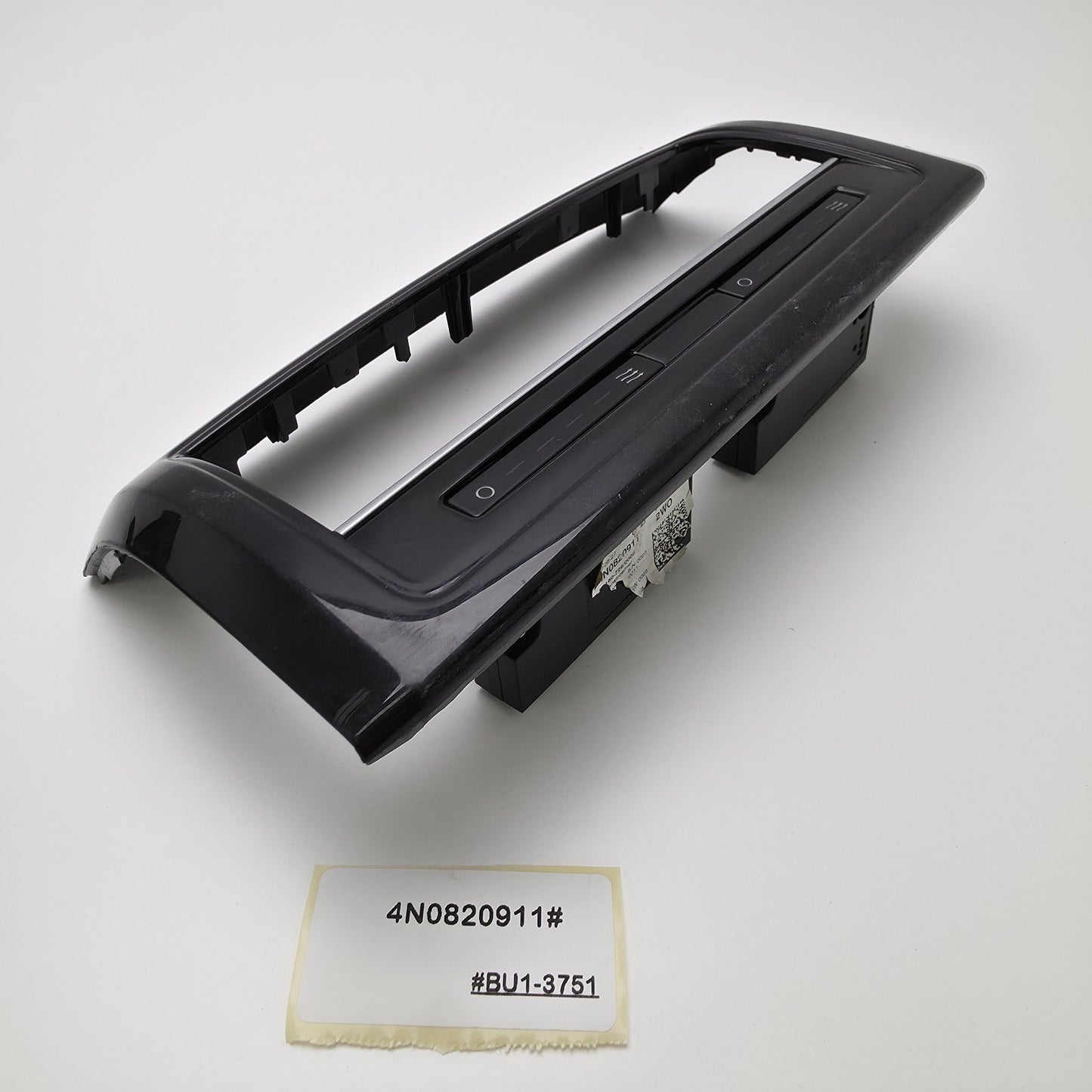 2019-2025 Audi A8, 2 Climate Control Units with Trim 4N0820911