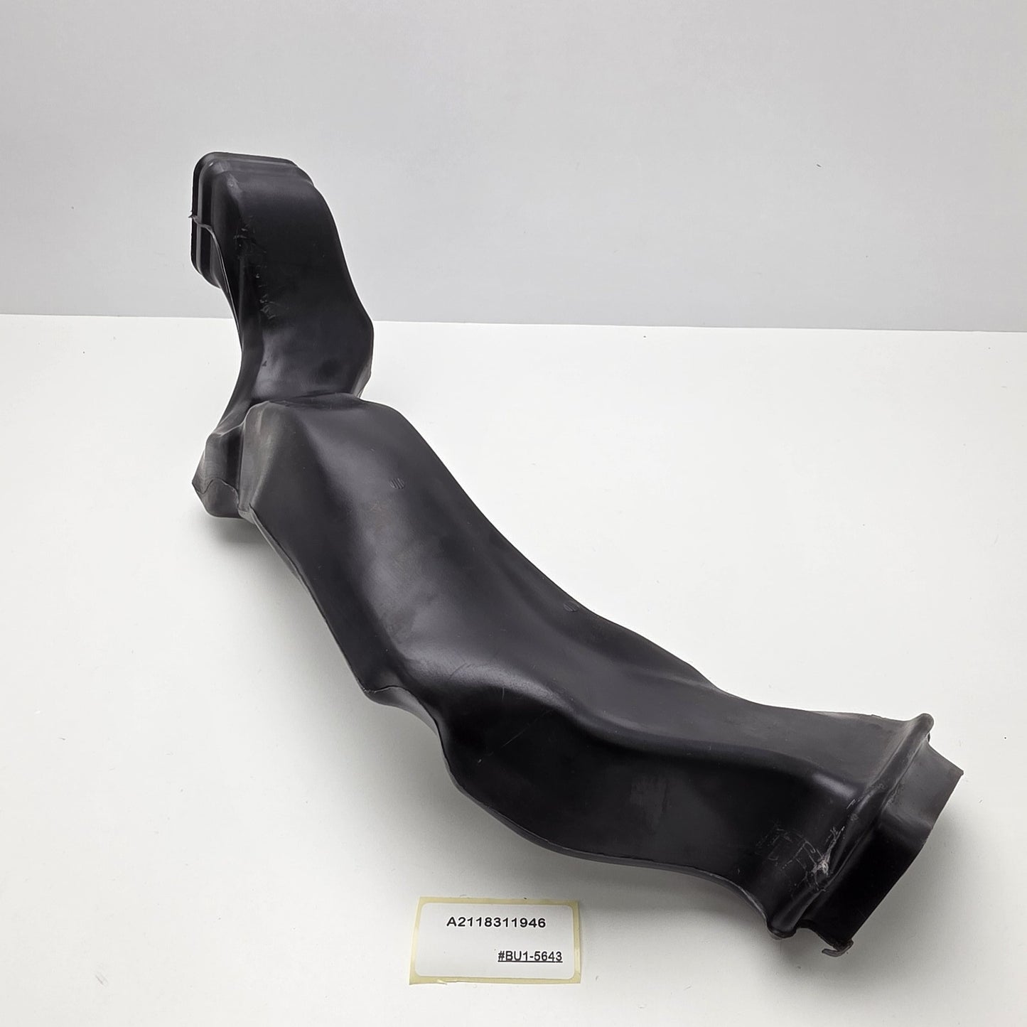 2003-2006 Mercedes-Benz E55 Air Duct A2118311946