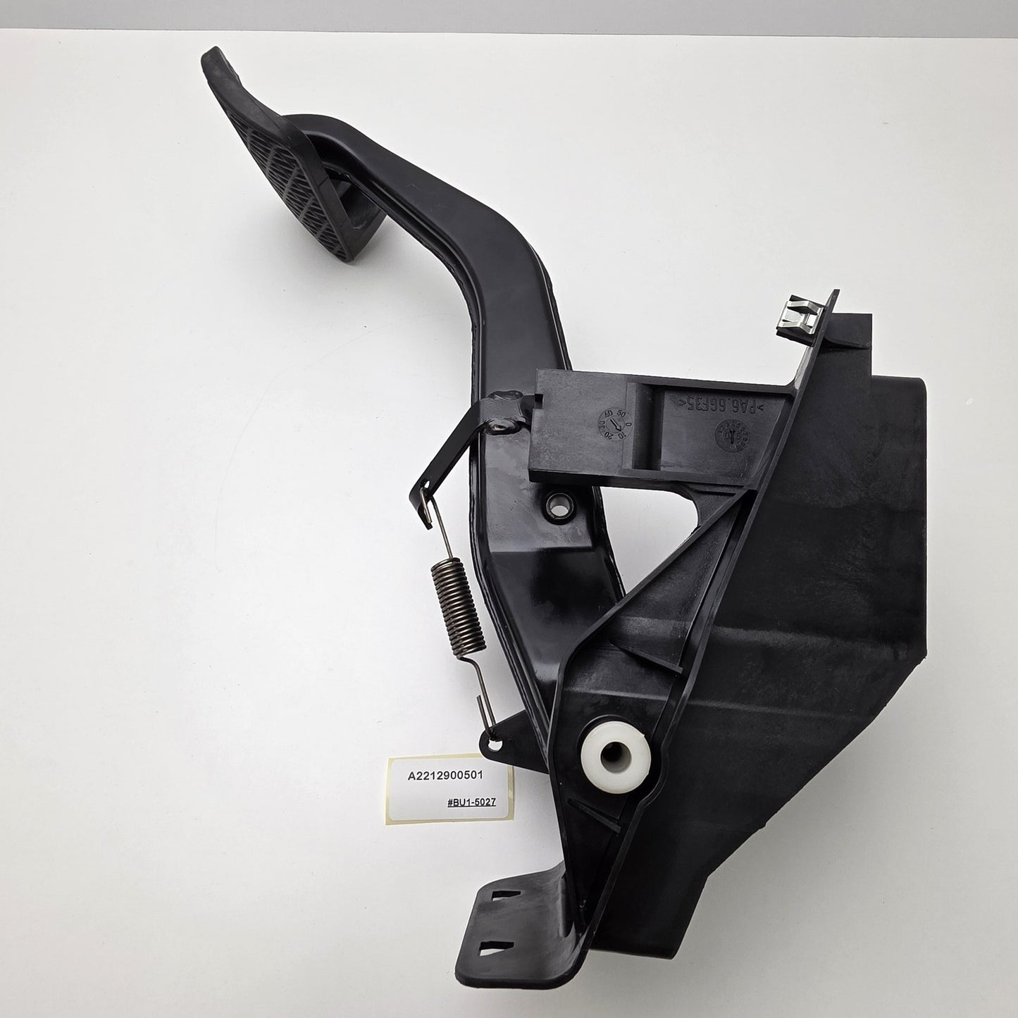 2005-2013 Mercedes-Benz S Brake pedal A2212900501