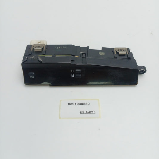 1998-2005 Lexus GS400 Clock 8391030580