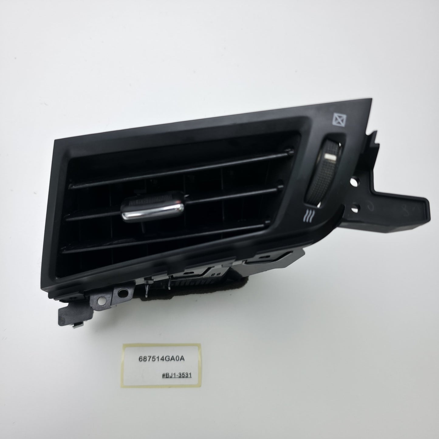 2017-2021 Infiniti Q60 Air Outlet Vent 687514GA0A