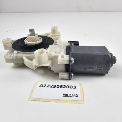 2018-2020 MERCEDES-BENZ S W222 REAR RIGHT WINDOW CONTROL MOTOR A2229062003