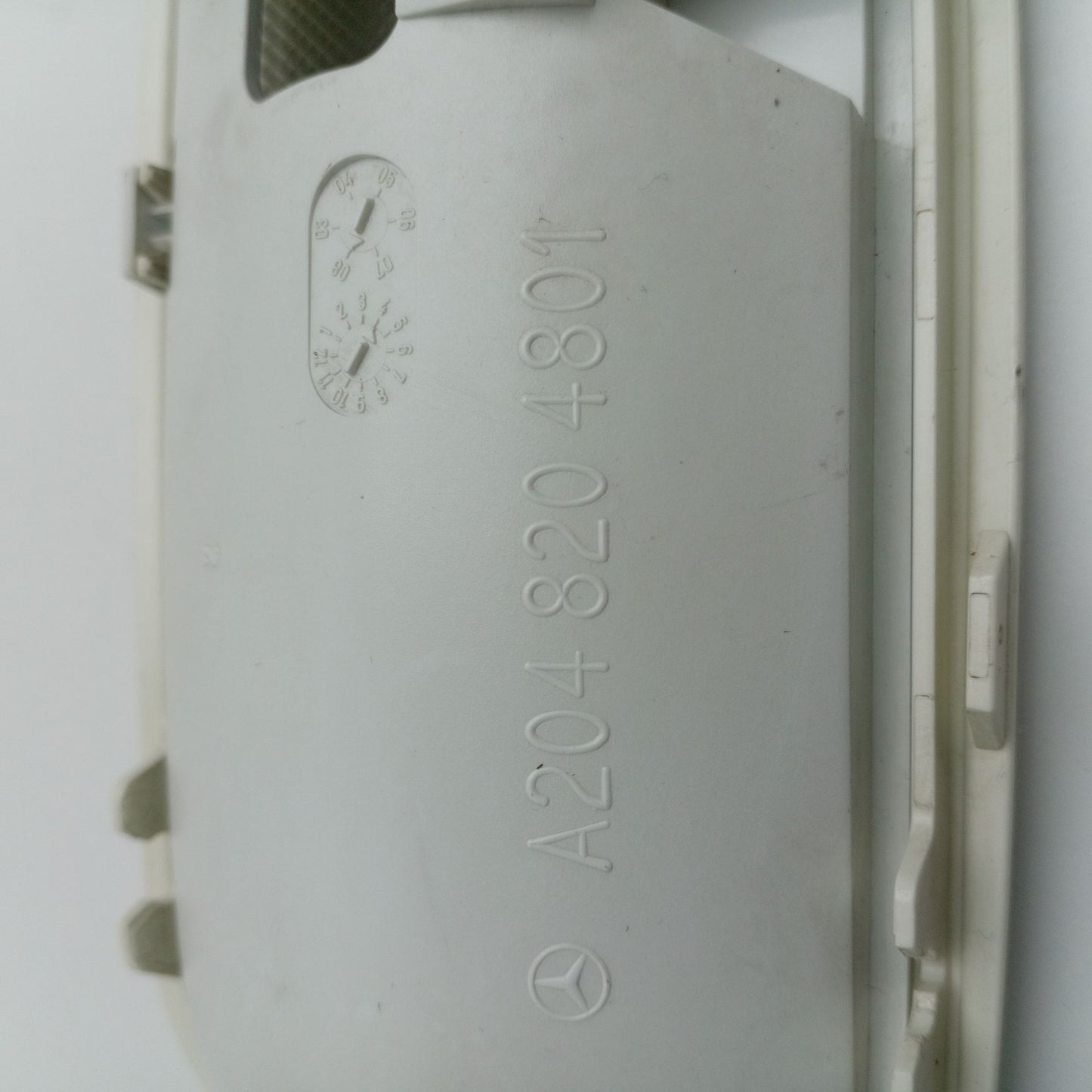 2011-2018 Mercedes B Rear Overhead Dome Light Reading Lamp A2048204801