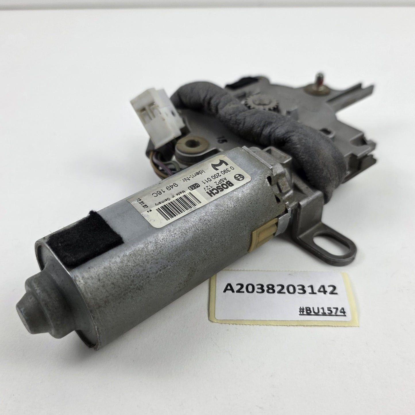 2001-2011 Mercedes W219 CLS63 Sunroof Motor A2038203142