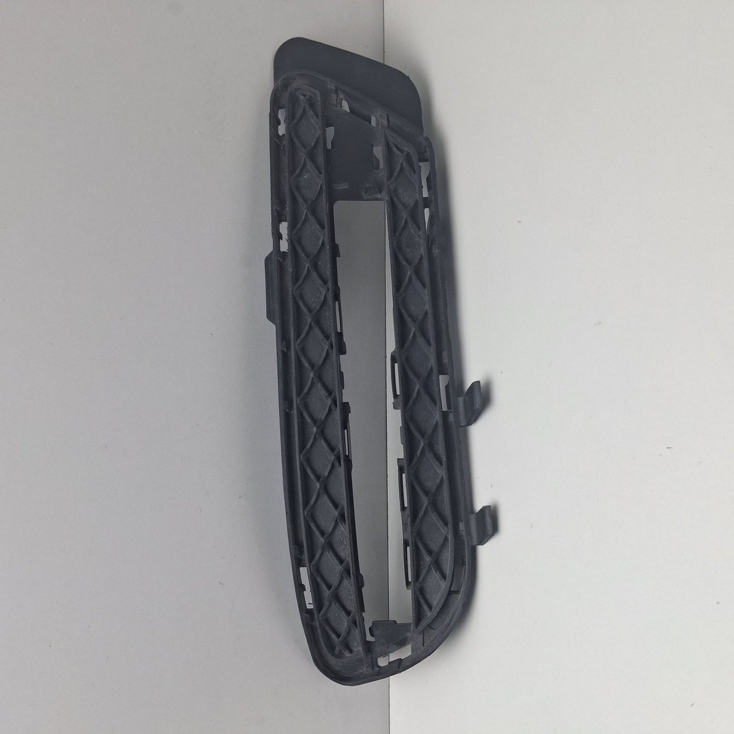 2010-2013 Mercedes-Benz E-Class Ventilation Grille Bumper A2128851523