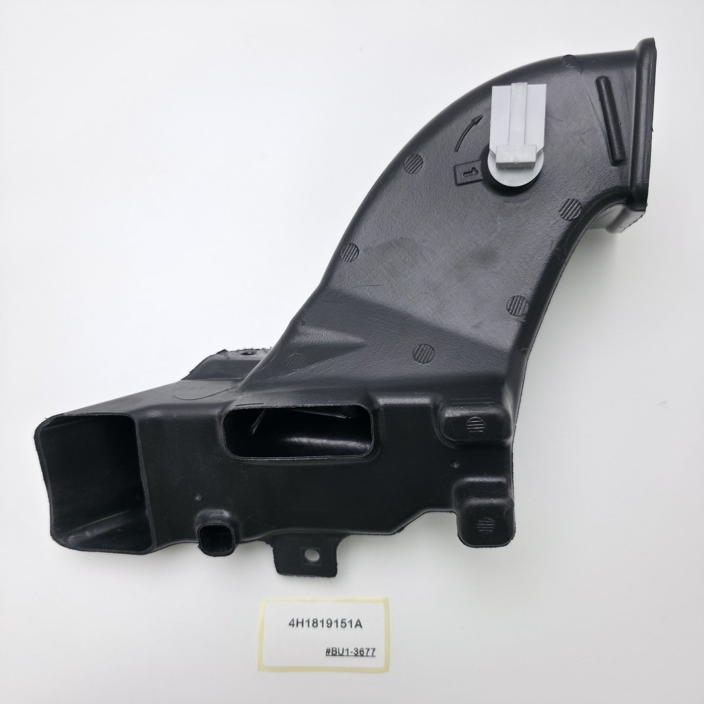 2012-2018 Audi A8 Instrument Panel Air Duct 4H1819151A