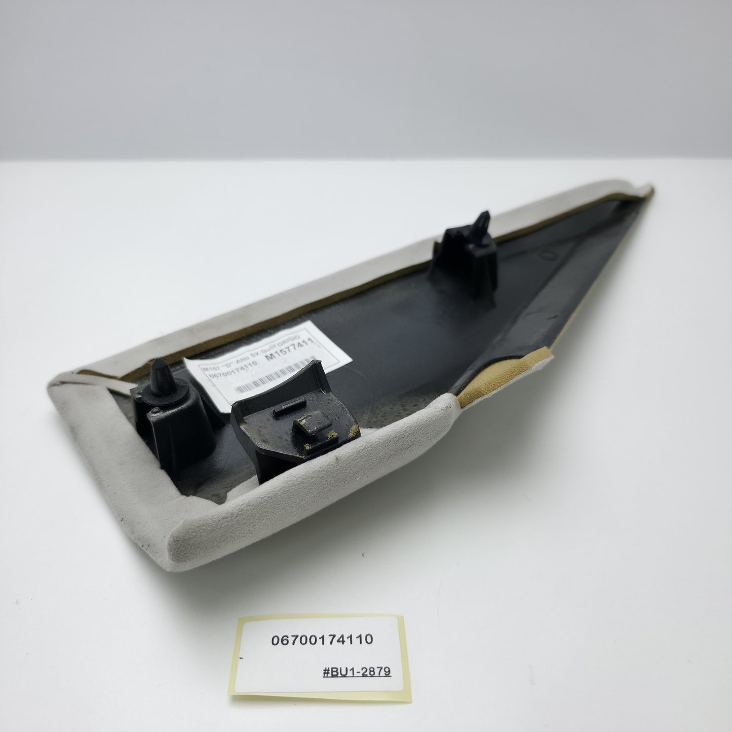 2014-2019 Maserati Ghibli Left Rear Upper C Pillar Trim Cover Panel 06700174110