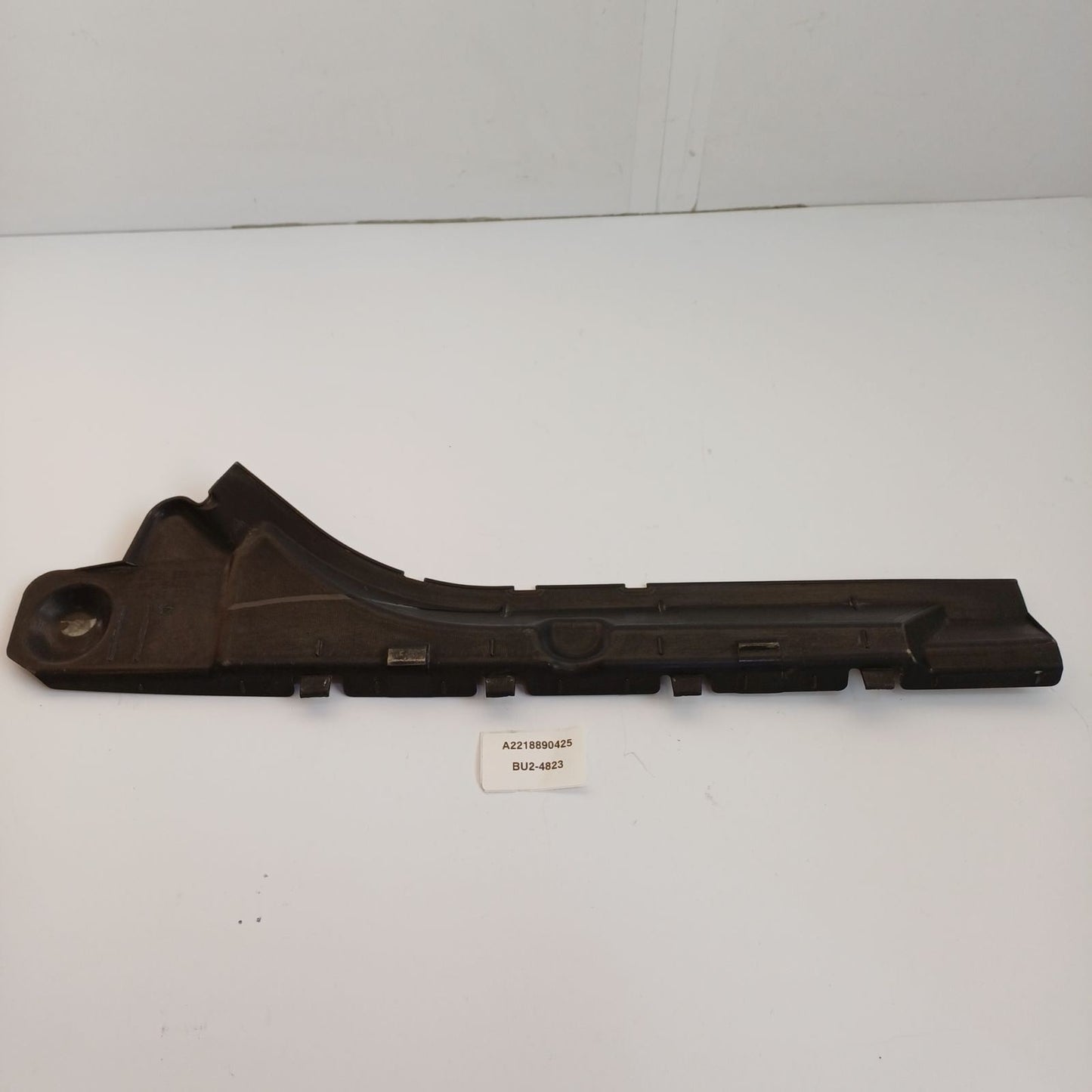 2007-2013 Mercedes-Benz W221 Front Right Fender Upper Trim A2218890425