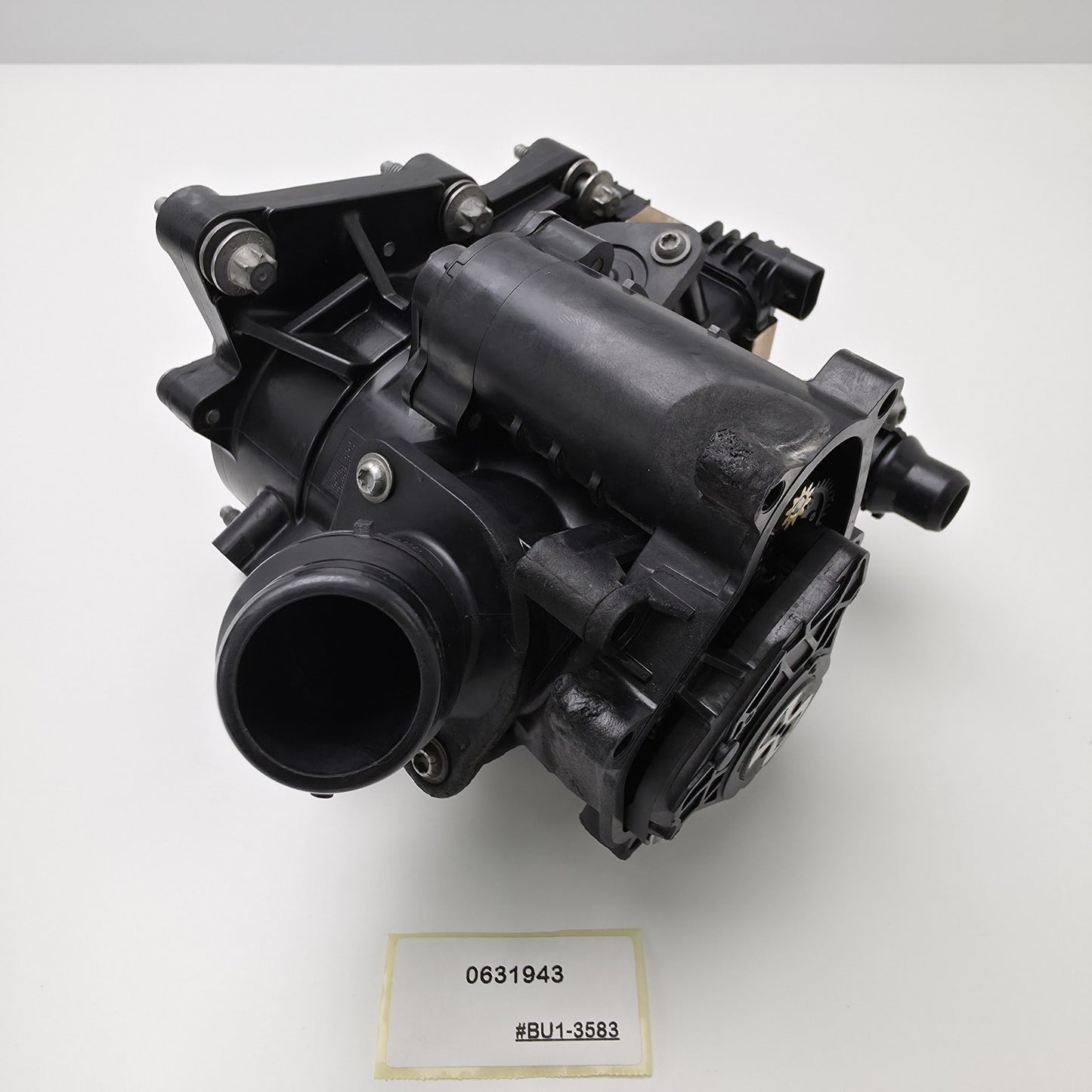 2015-2022 BMW X1 Heat management module 0631943