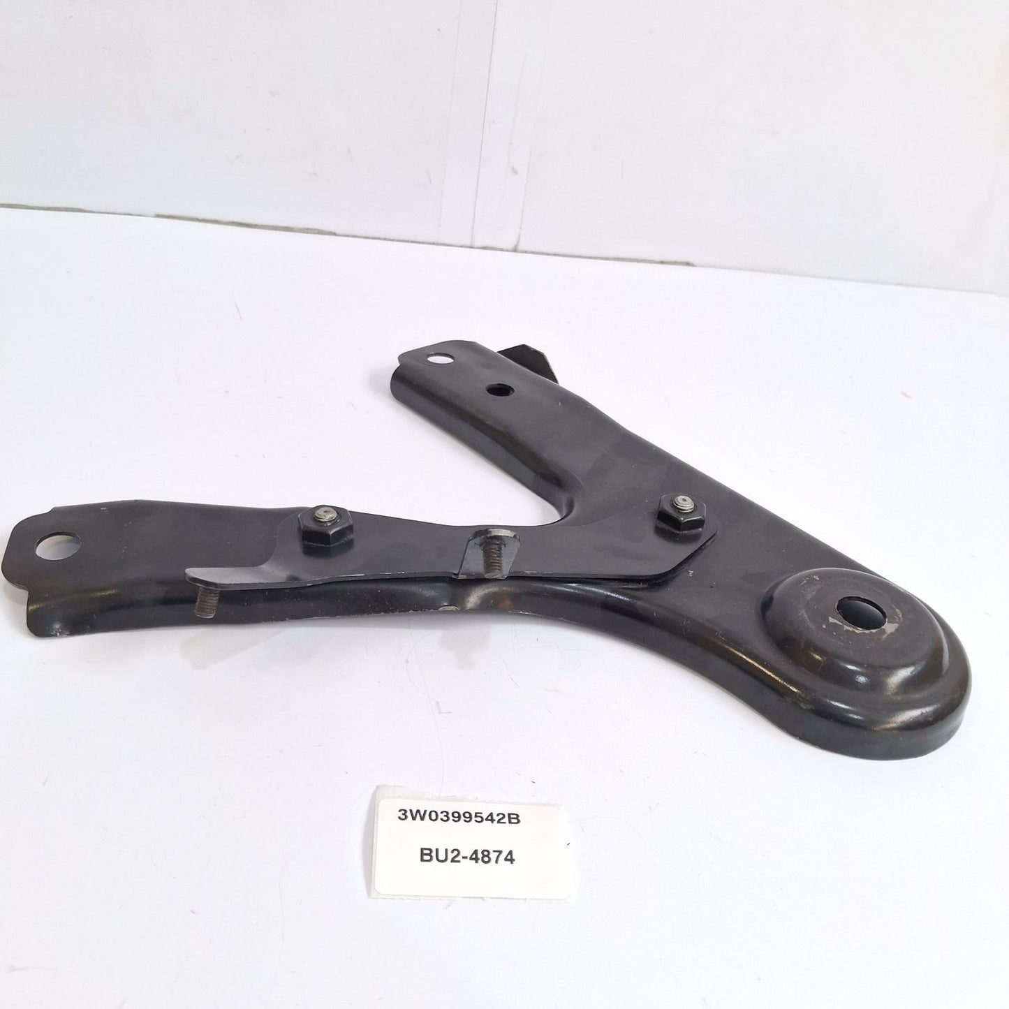 2006-2012 Bentley Continental GT Supporting Bracket 3W0399542B
