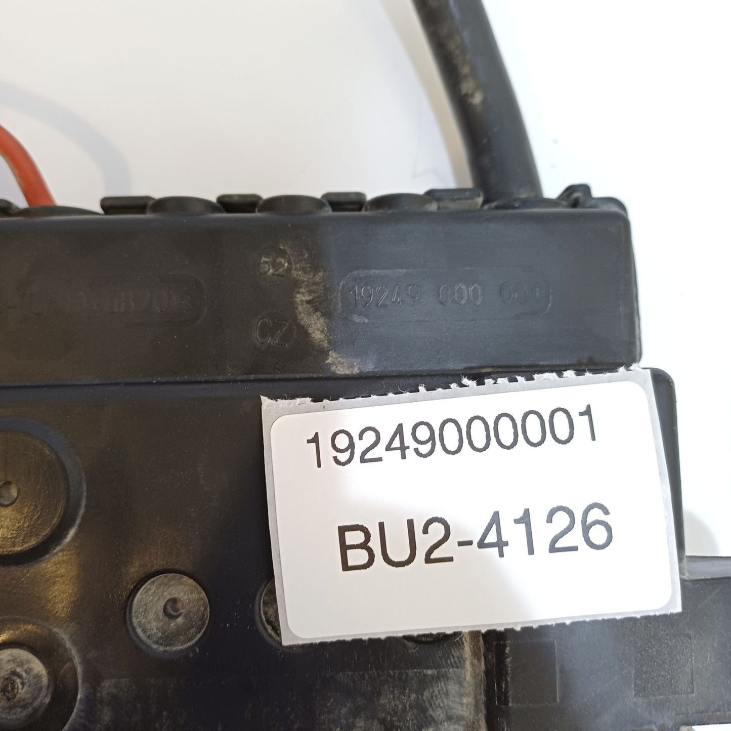 2014-2016 Land Rover L405 FUSE BOX RELAY BATTERY TERMINAL 19249000001