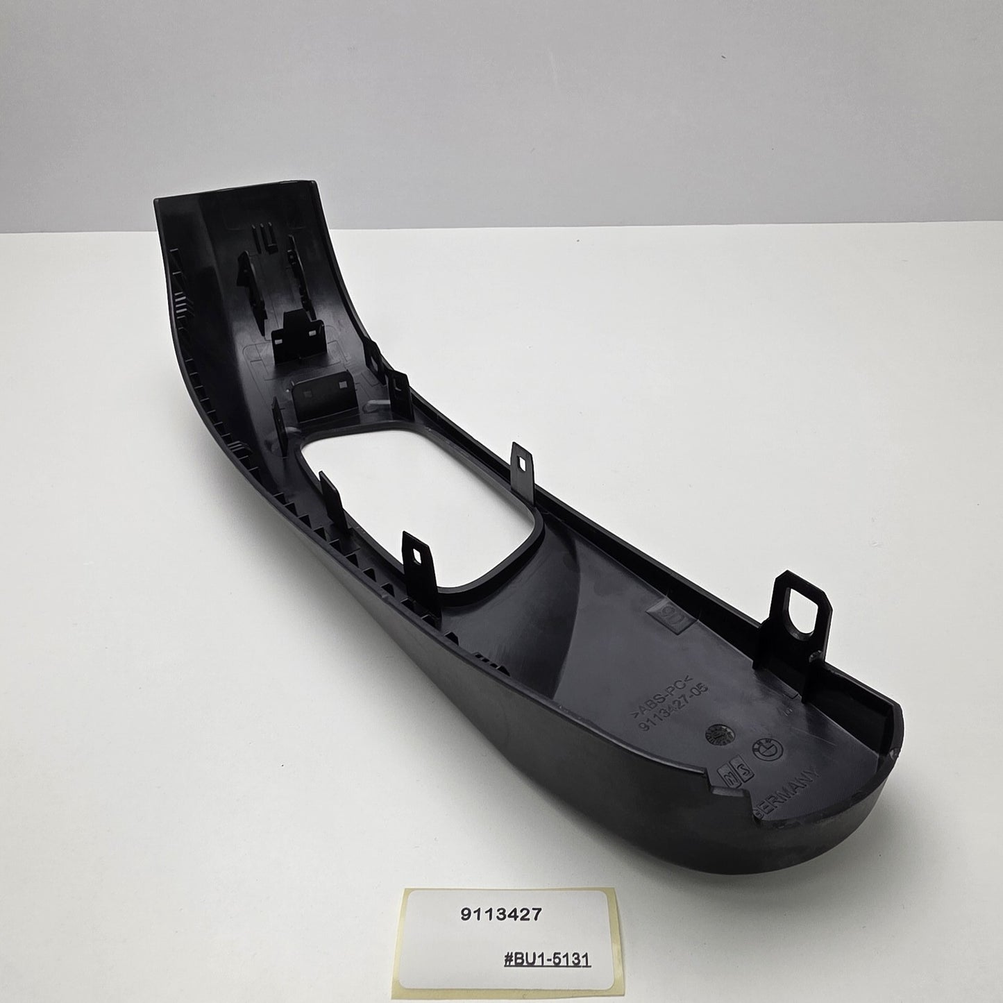 2007 BMW E93 Seat Trim Front Left 9113427