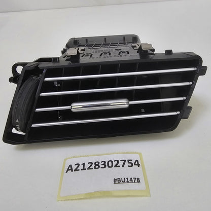 2012-2013 Mercedes-Benz E W212 Dashboard Air Vent Right A2128302754