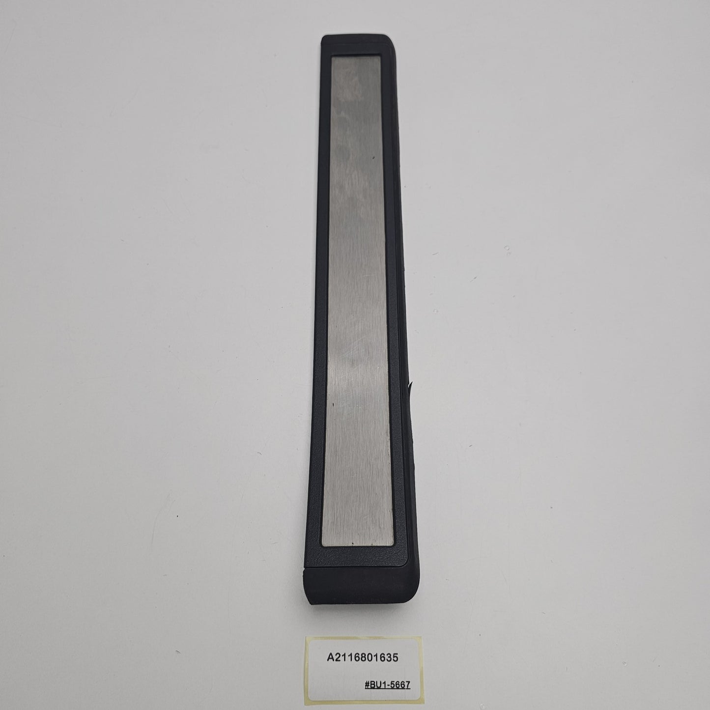 2002-2009 Mercedes-Benz E-Class Rear Door Sill Cover A2116801635