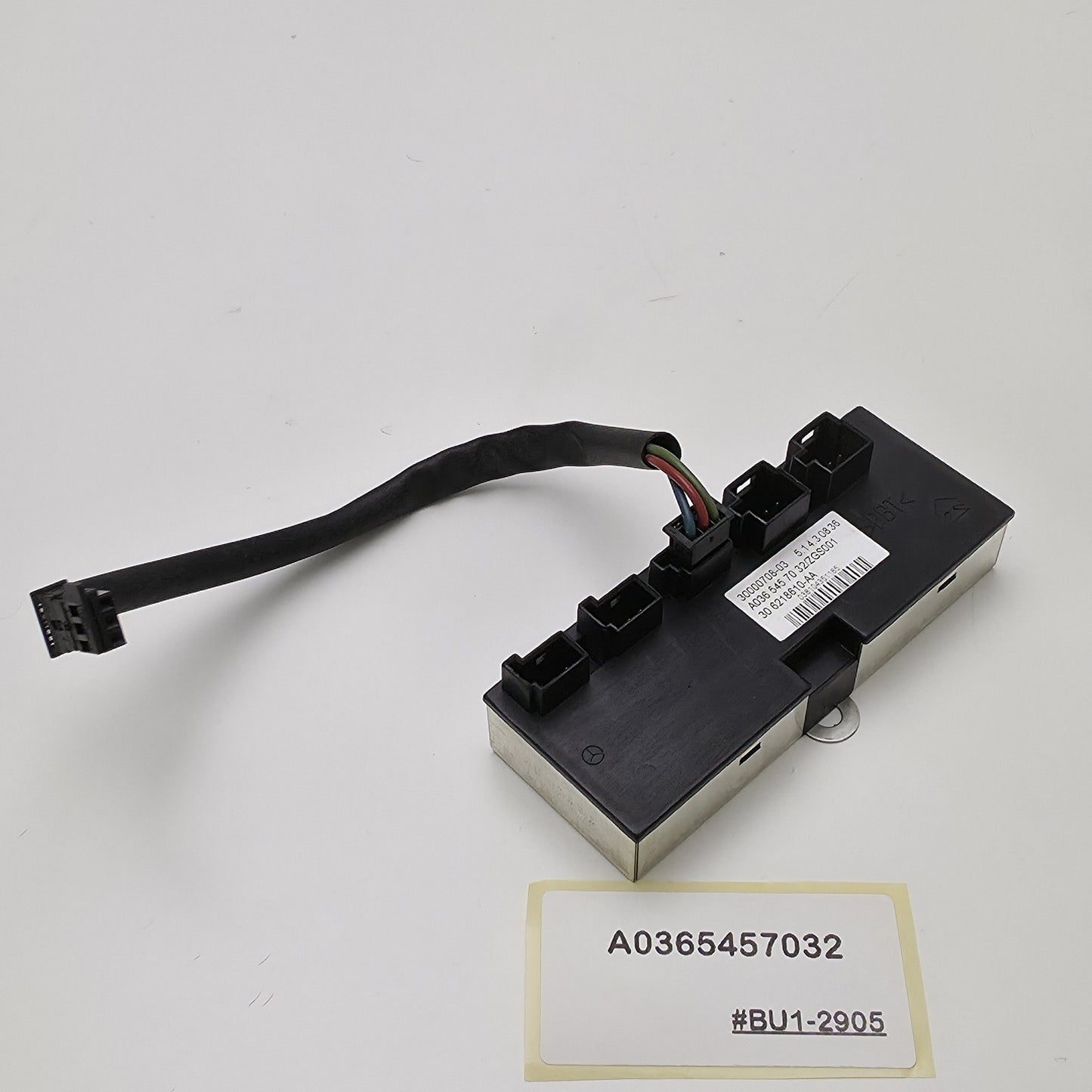 2003-2009 Mercedes-Benz W203 C-Class Steering Wheel Control Unit A0365457032