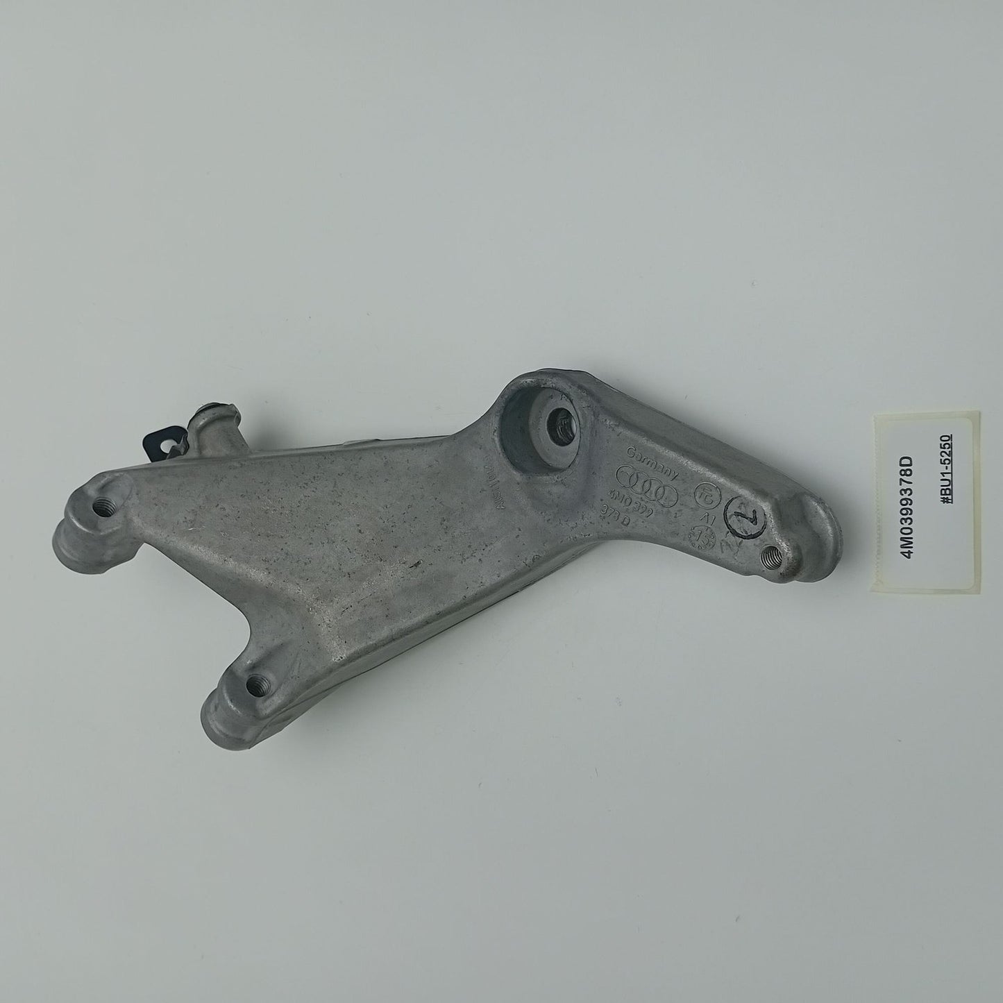 2015-2020 Bentley Bentayga Retaining Plate 4M0399378D