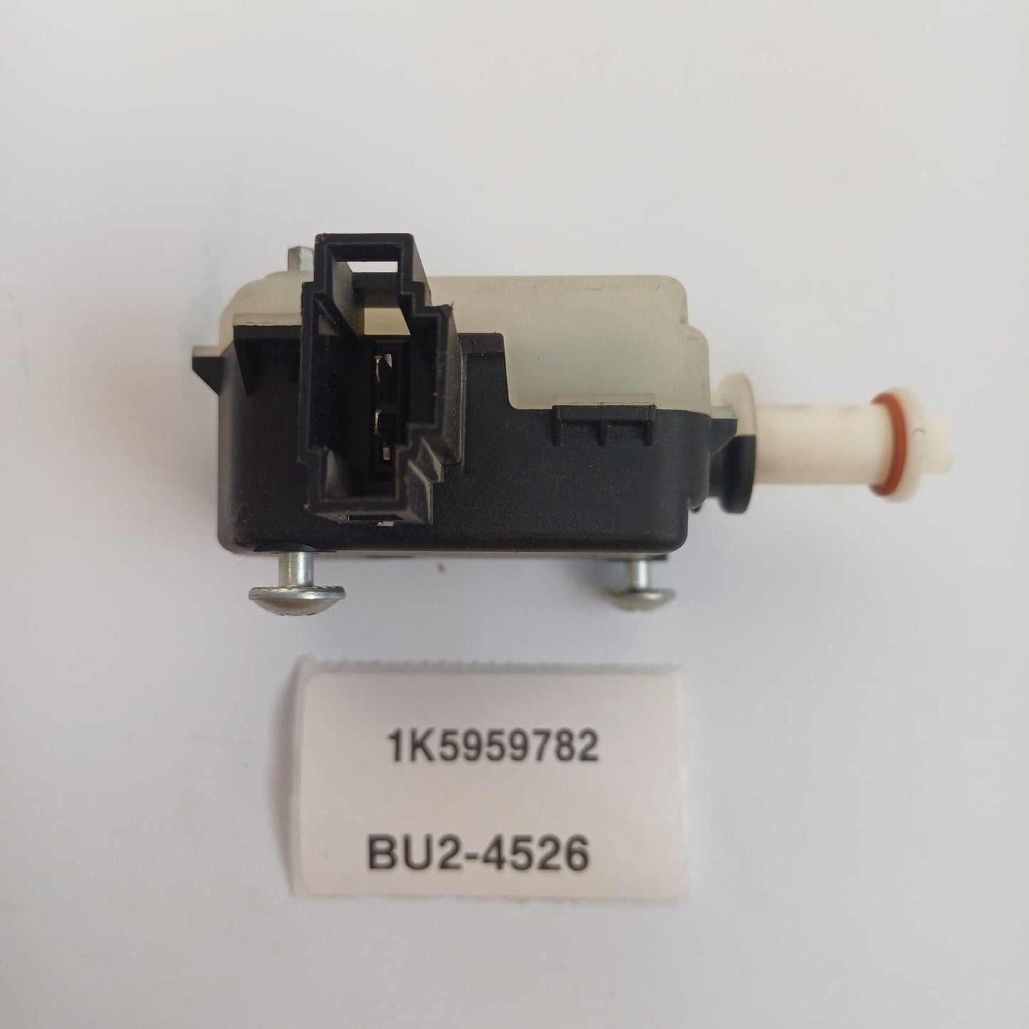 1999-2005 Volkswagen Jetta Fuel Flap Lock Actuator Motor 1K5959782